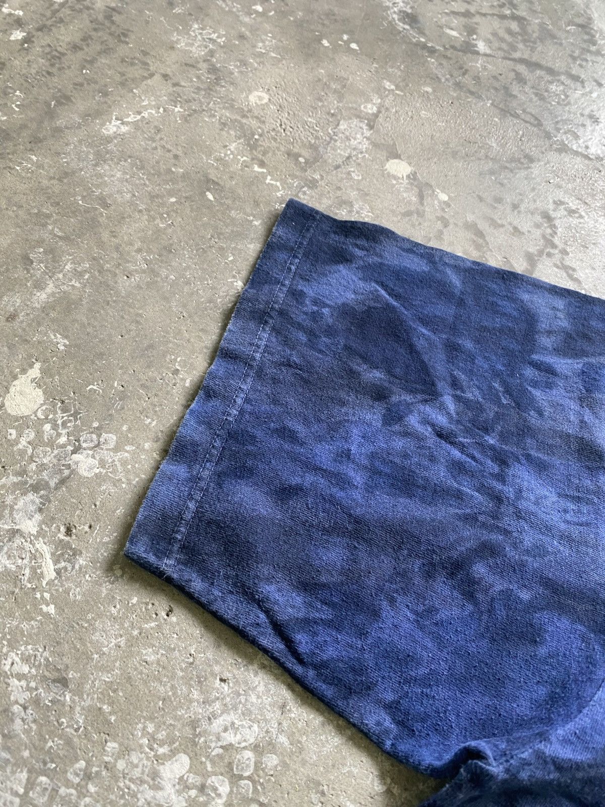 Alien Workshop × Vintage Vintage 90s Alien Visitors Tie Dye Shirt Size US XL / EU 56 / 4 - 6 Thumbnail