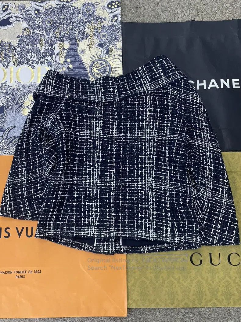 Chanel Chanel Blue and white colour-matched slanted-shoulder twee Size S / US 4 / IT 40 - 3 Thumbnail