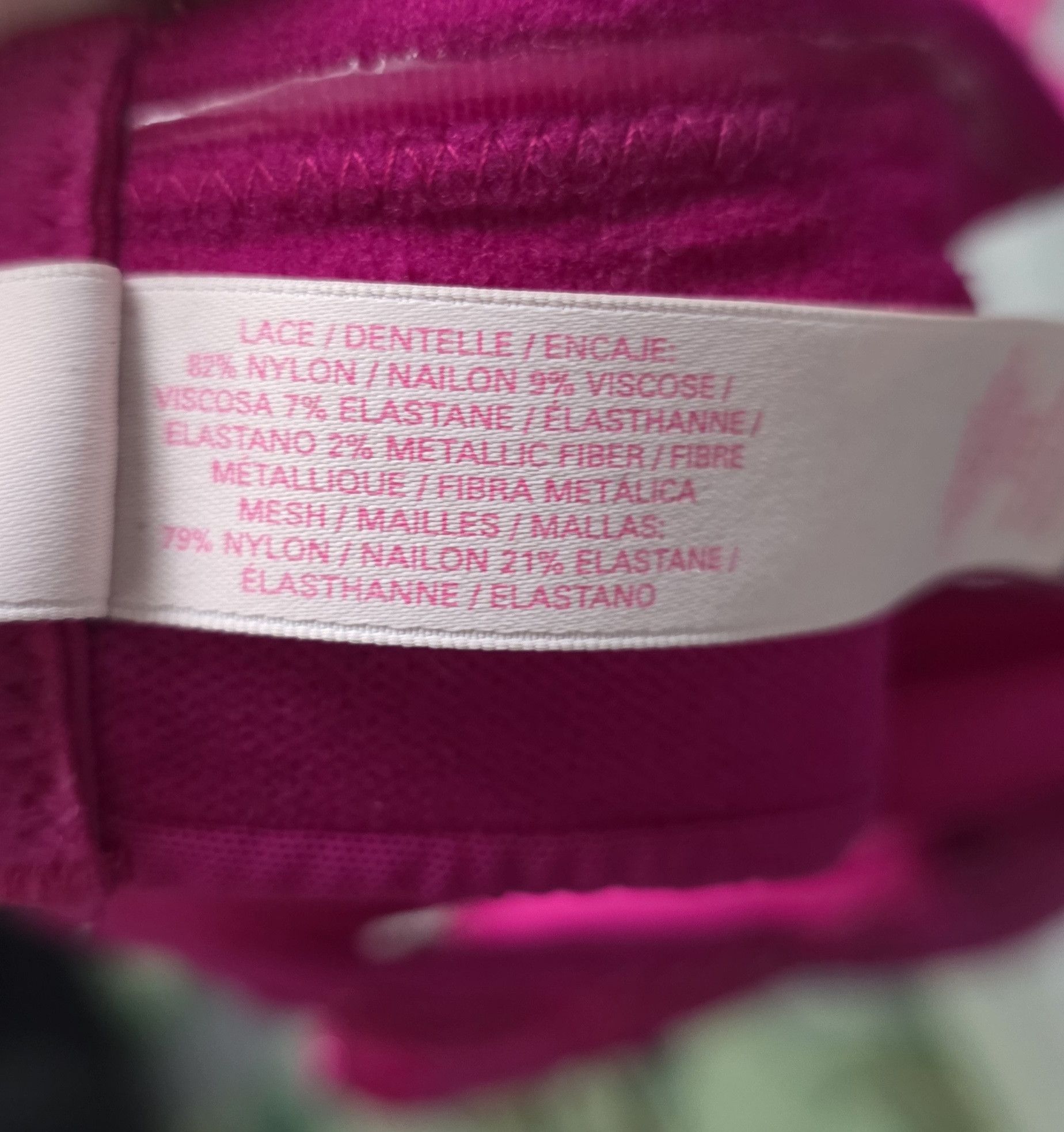 Victoria's Secret Victoria's Secret Bombshell Strapless Push Up Bra Pink 32B Size ONE SIZE - 4 Thumbnail