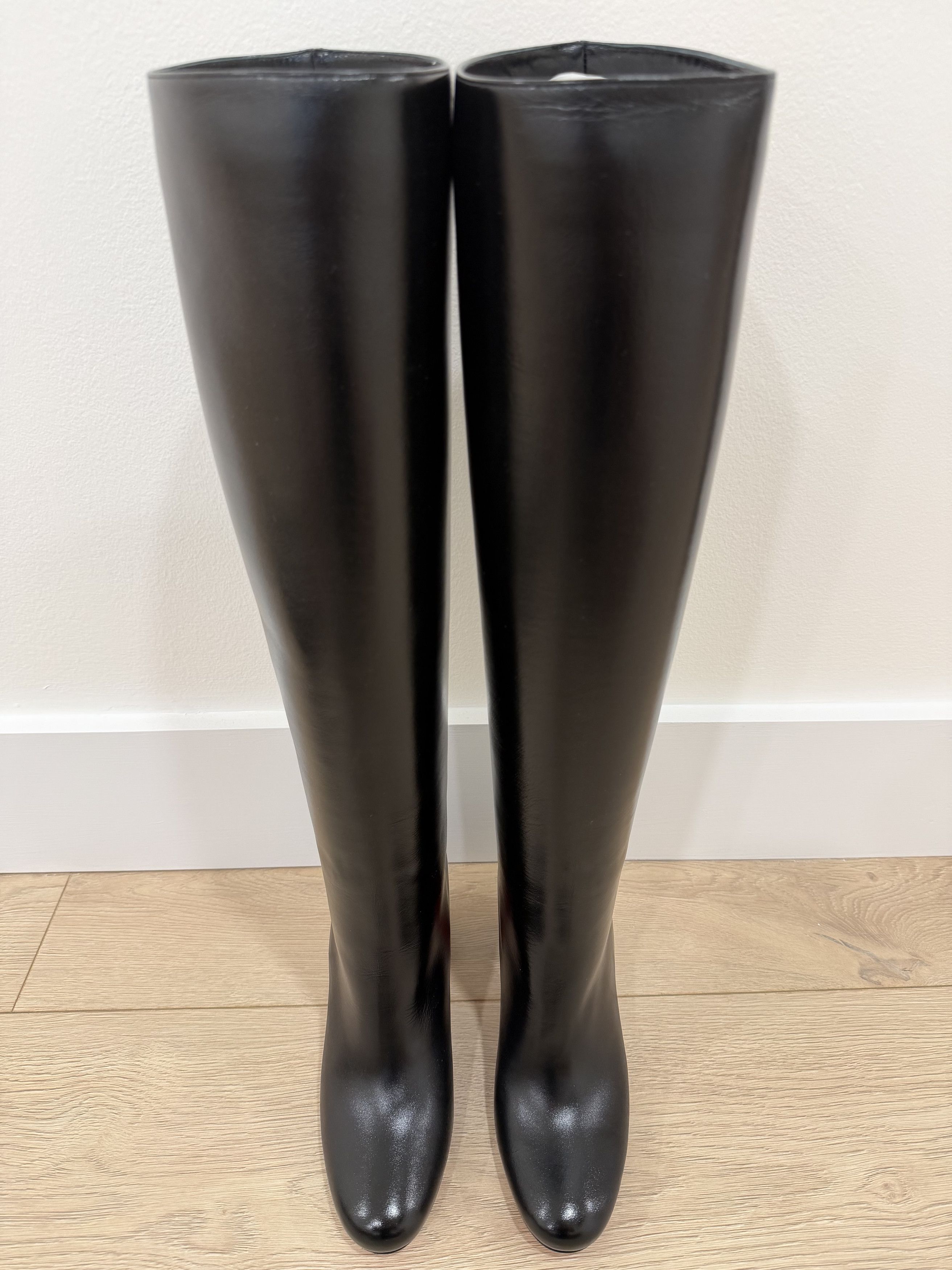 Janitta 85 Black Leather Knee High Block Heel Boot 38.5