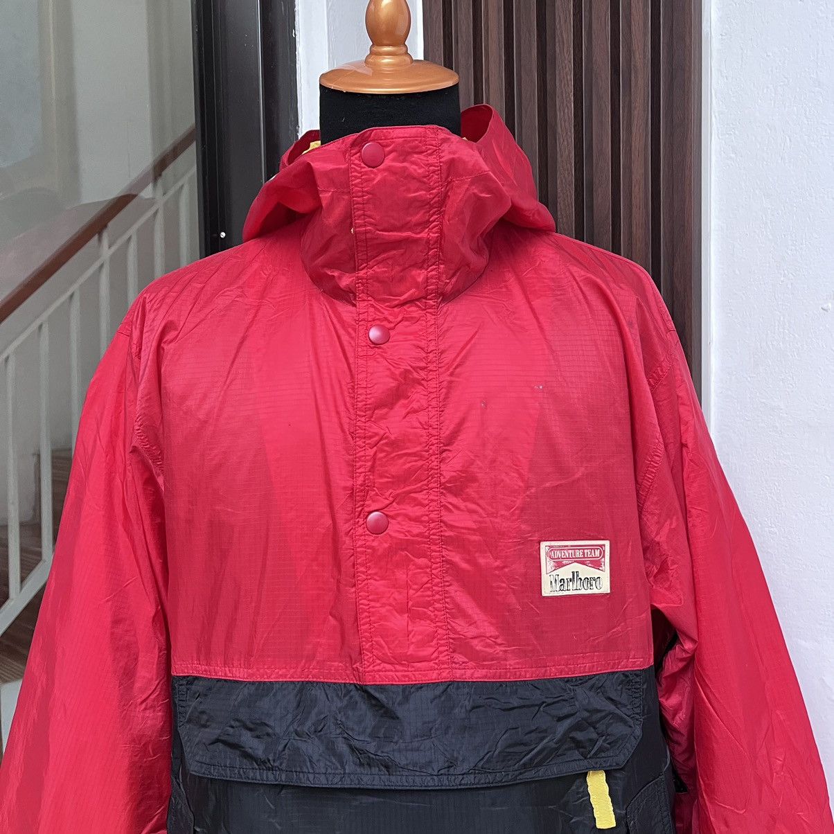 Marlboro × Marlboro Adventure Team × Vintage Vintage 90s Marlboro Team Adventure Anorak Jacket Size US L / EU 52-54 / 3 - 5 Thumbnail