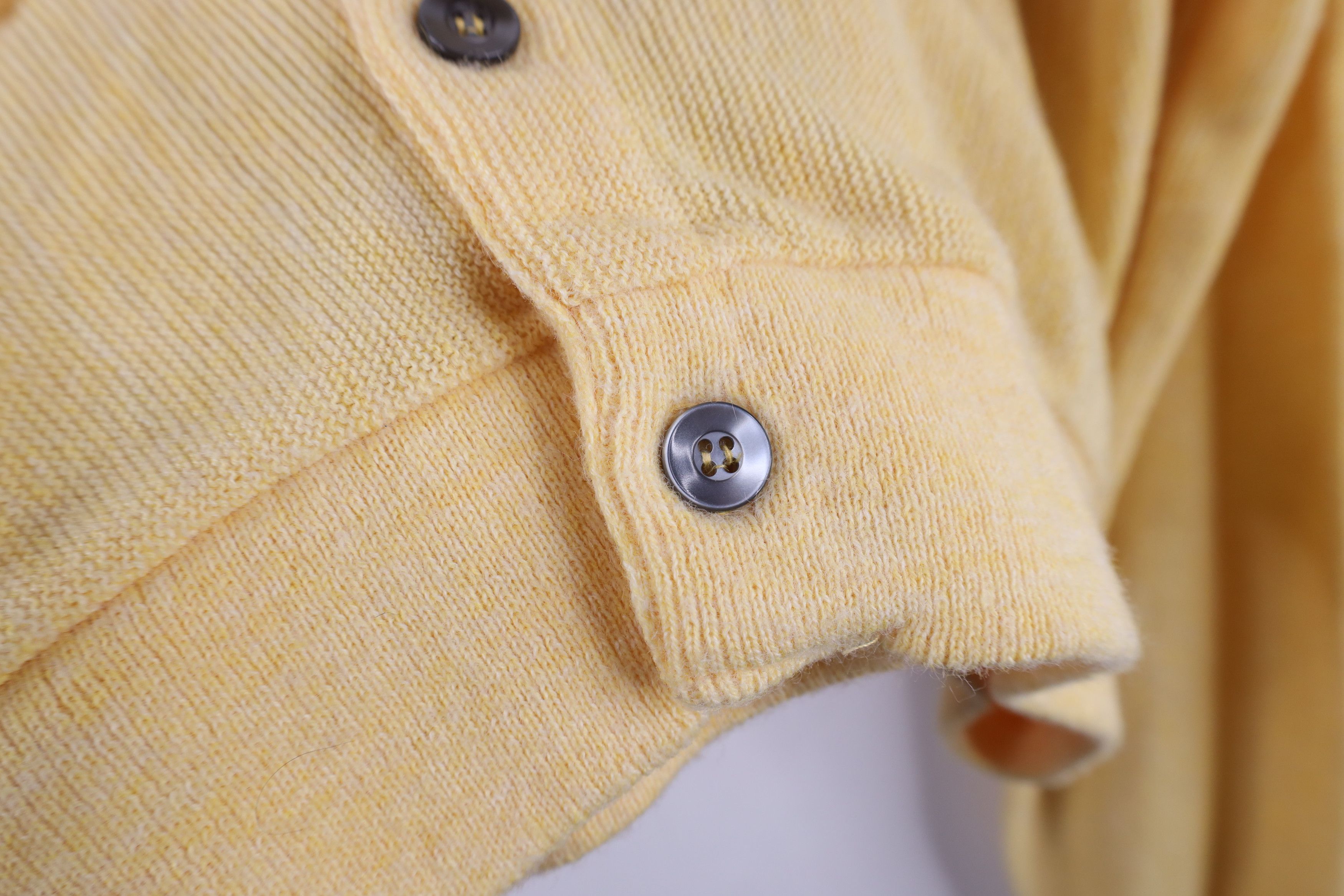 Vintage Vtg 60s Streetwear Cardigan Sweater Kurt Cobain Yellow USA Size US L / EU 52-54 / 3 - 6 Thumbnail