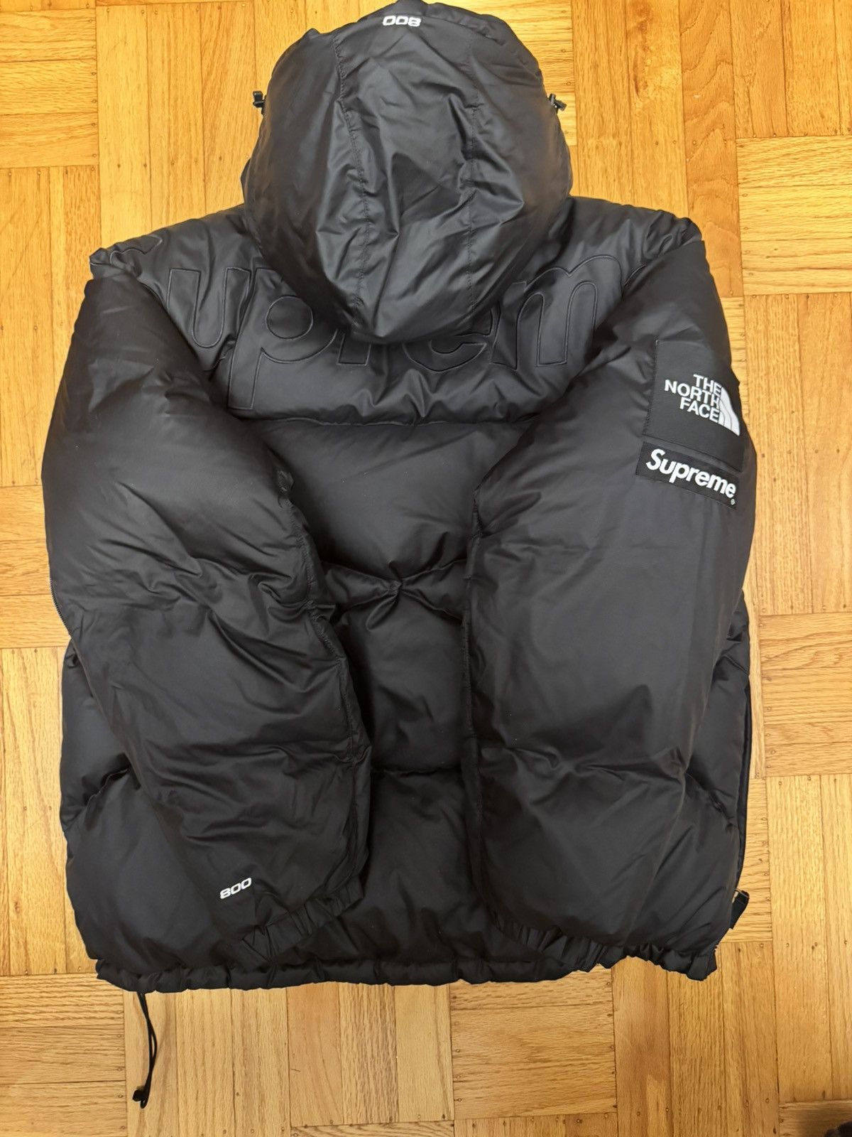 Supreme × The North Face Supreme x The North Face 800 Size US L / EU 52-54 / 3 - 4 Thumbnail