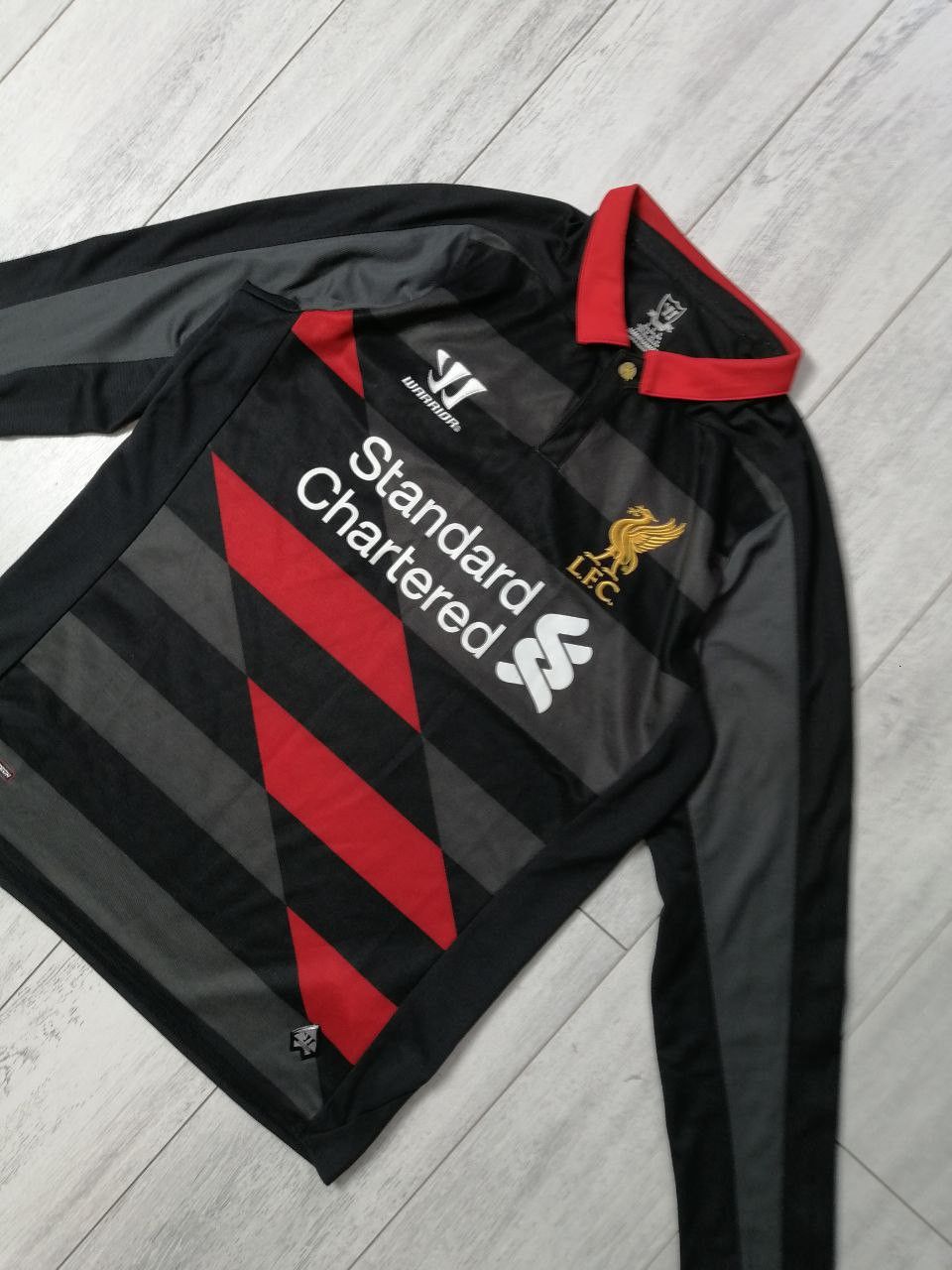 Warrior 2014-2015 Liverpool Warrior Third Long Sleeve Shirt Size US S / EU 44-46 / 1 - 3 Thumbnail