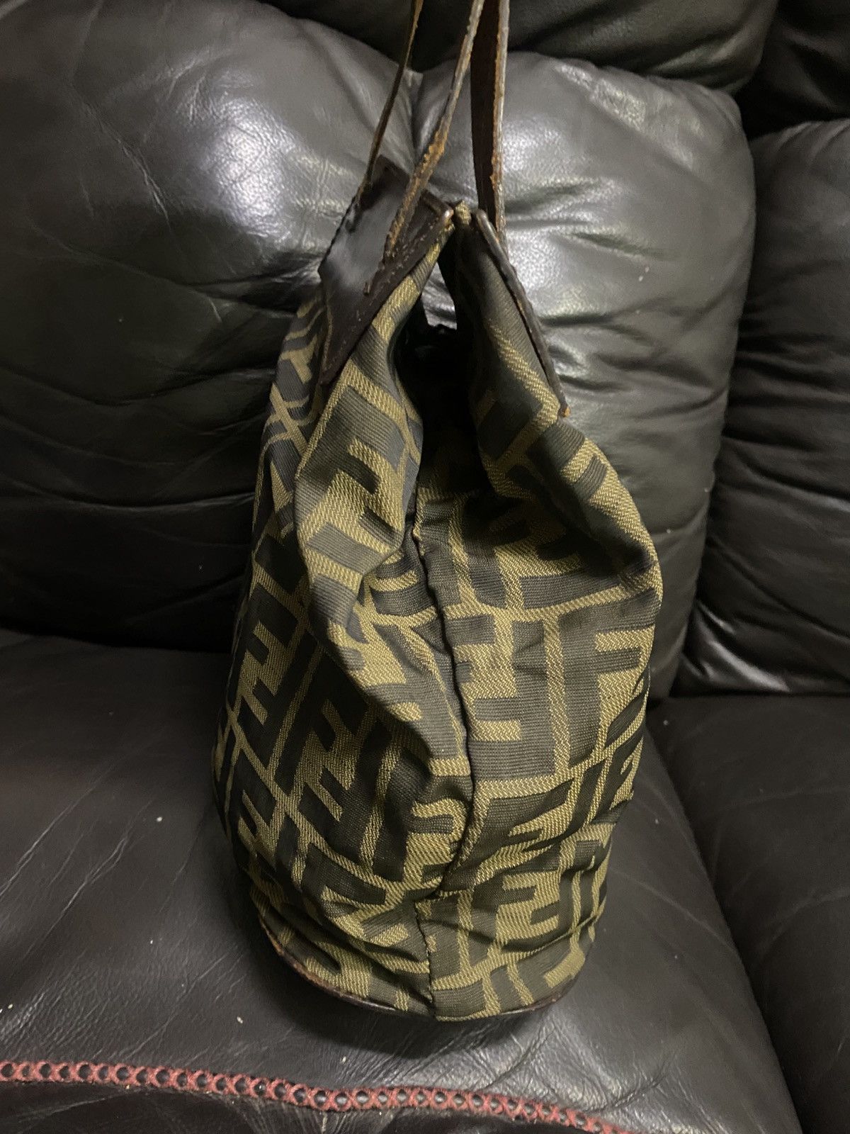 Fendi Authentic Vintage Fendi Zucca Monogram Mini Tote Bag Size ONE SIZE - 21 Thumbnail