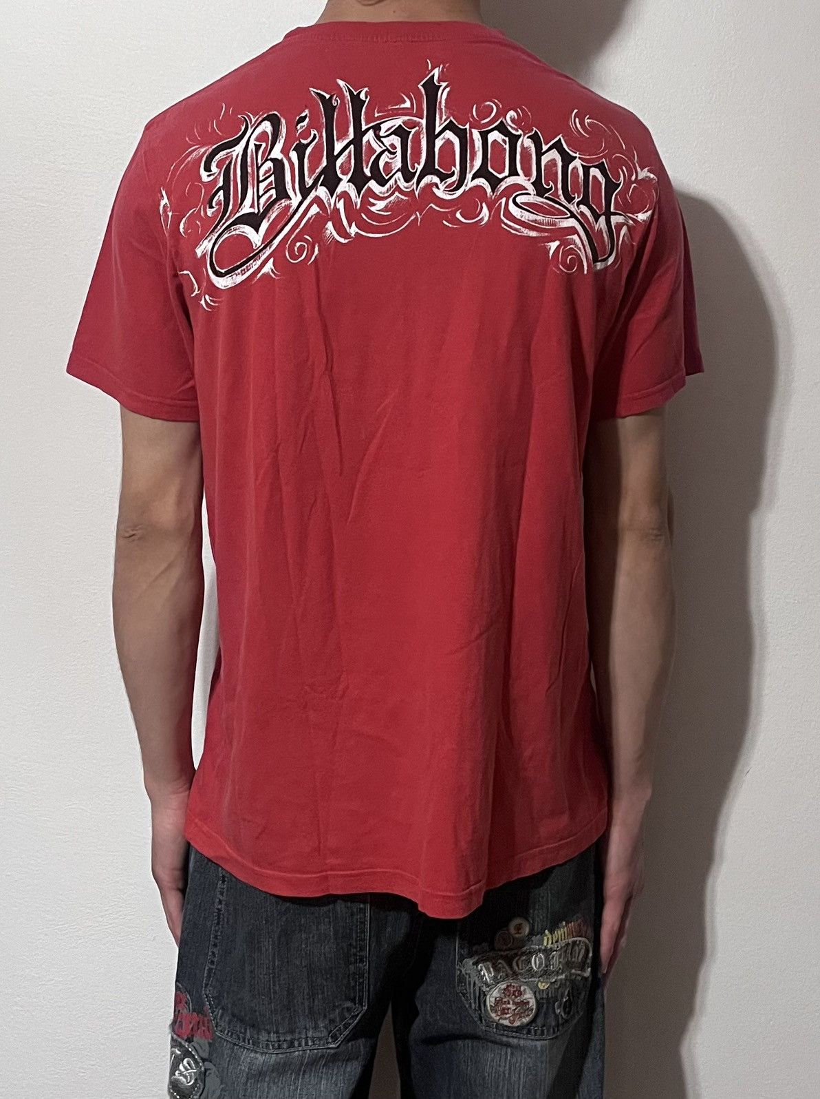 Billabong Billabong Y2K Red Tee Tribal Logo Double Sided Size US L / EU 52-54 / 3 - 7 Thumbnail