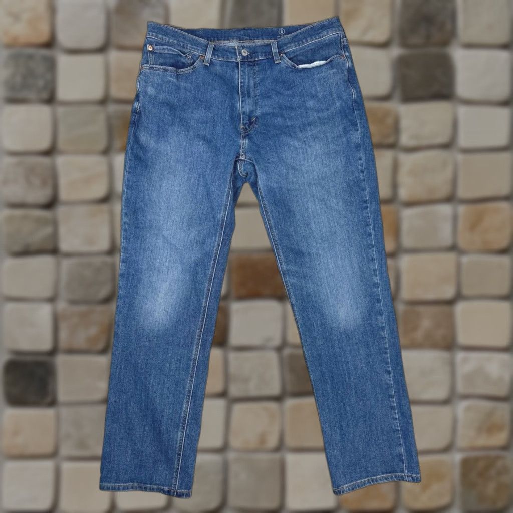 Levi's VINTAGE Levis 541 All Season Tech Jeans Mens 36 Blue Denim Mid Rise Tapered Leg 34x30 Size US 36 / EU 52 - 1 Thumbnail