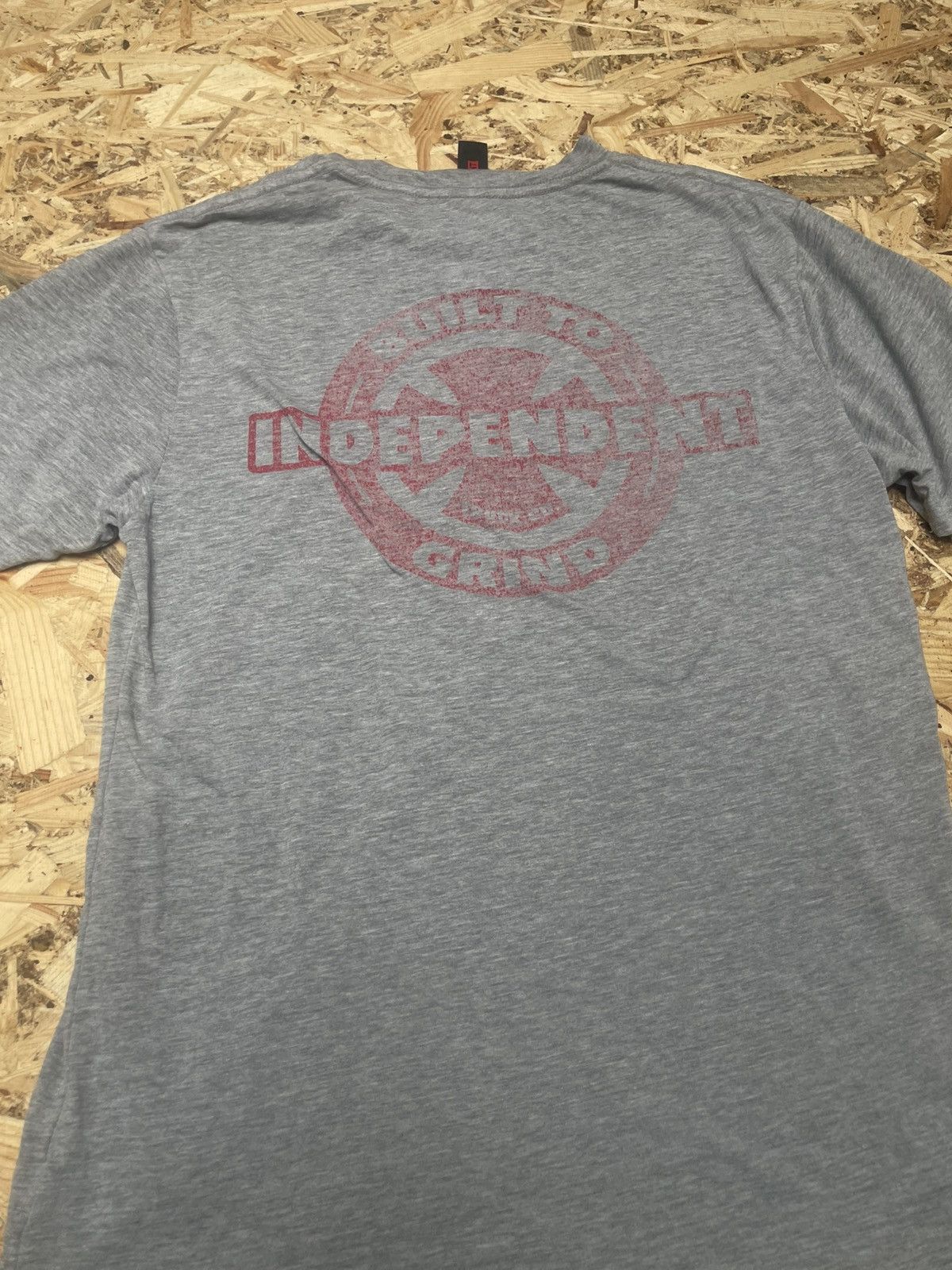 Independent Truck Co. Independent big logo street lifestyles skate usa style rare Size US M / EU 48-50 / 2 - 4 Thumbnail