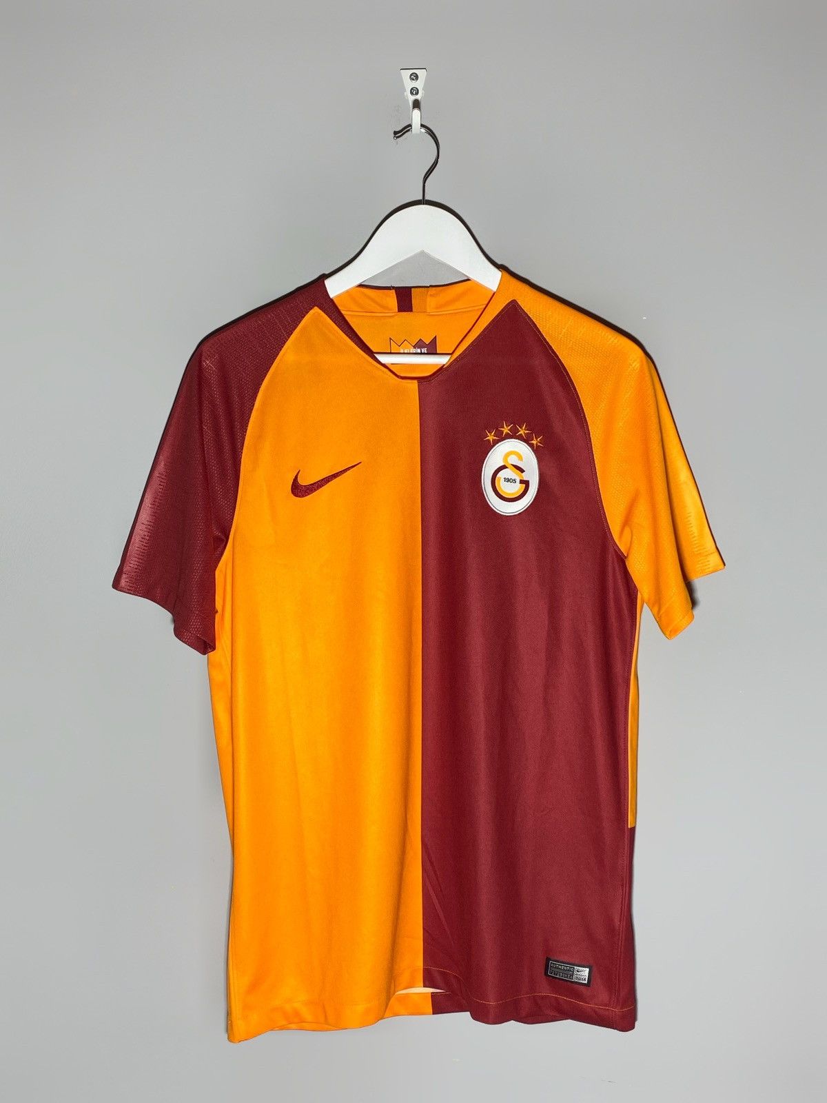 Nike Nike Galatasaray 2018/19 Home Football Shirt Soccer Jersey Size US M / EU 48-50 / 2 - 1 Thumbnail
