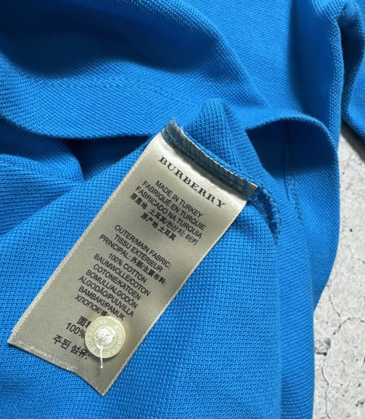 Burberry Burberry Luxury Blue Polo Shirt Size M Vintage Size US M / EU 48-50 / 2 - 9 Thumbnail