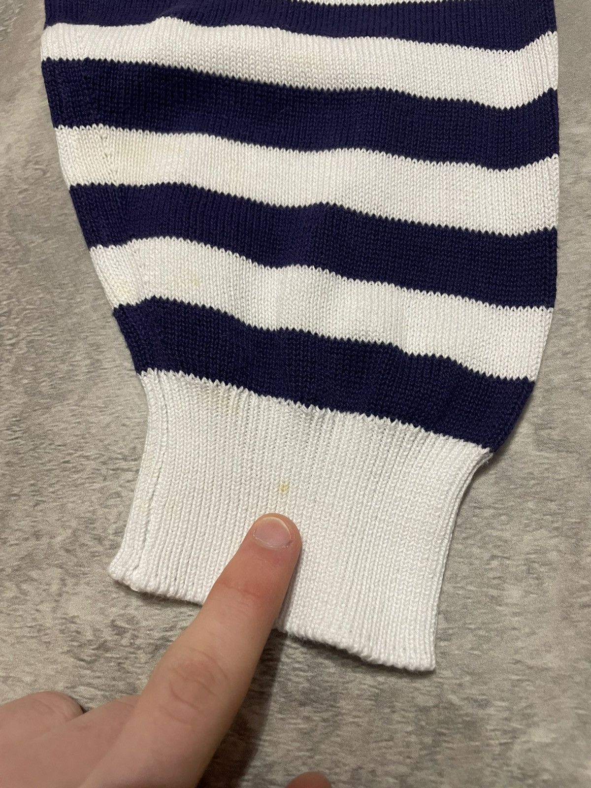 Johnstons Of Elgin Vintage Johnstons Of Elgin Striped Knit Sweater Size US L / EU 52-54 / 3 - 18 Thumbnail