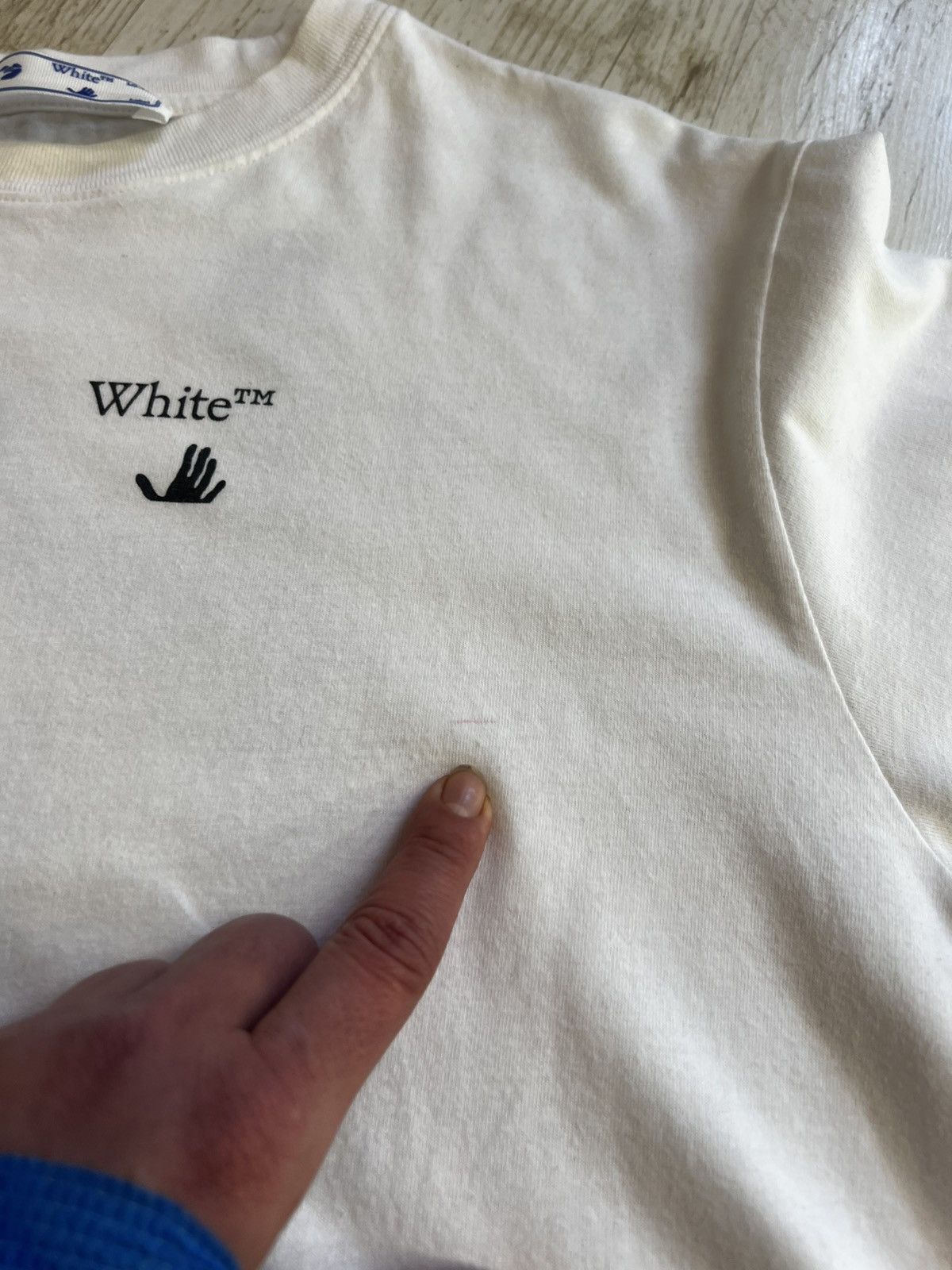 Off-White Off-White Spray Marker Arrows T-Shirt – Size S Size US S / EU 44-46 / 1 - 21 Thumbnail
