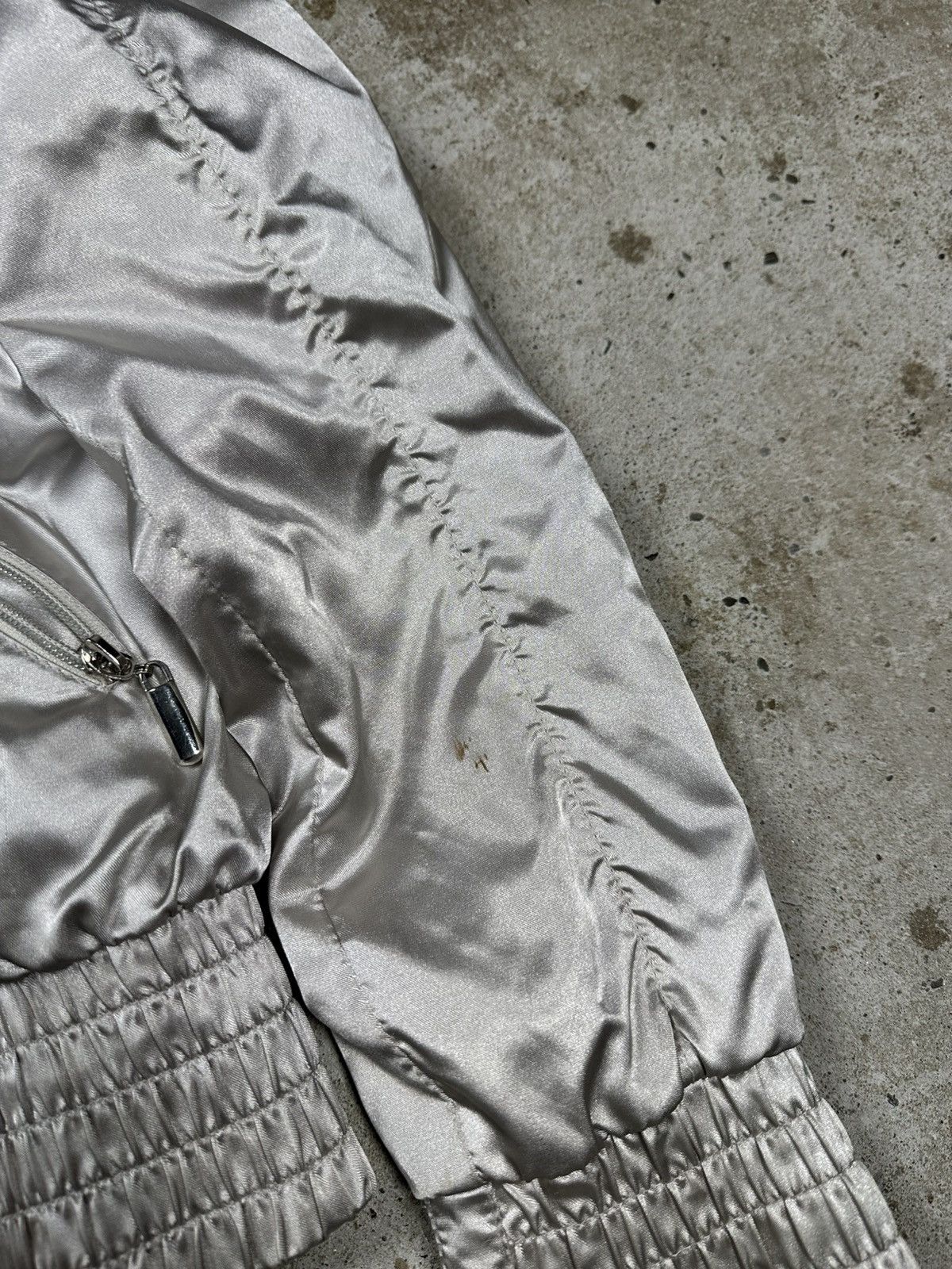 If Six Was Nine × Japanese Brand × Le Grande Bleu (L.G.B.) Vintage Y2K Faux Fur Silver Light Track Bomber Jacket Size US S / EU 44-46 / 1 - 3 Thumbnail