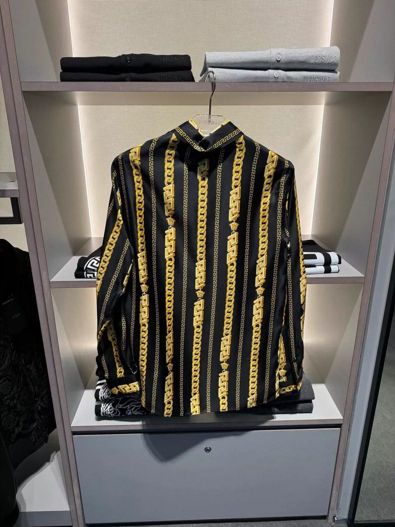 Versace Versace Black gold striped mulberry silk shirt Size US M / EU 48-50 / 2 - 2 Thumbnail