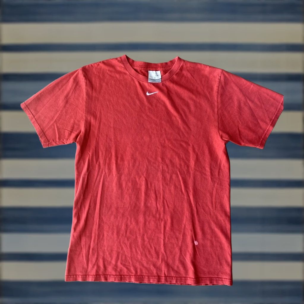 Nike VINTAGE Nike Center Swoosh Check Embroidered T-Shirt Small Men Size US S / EU 44-46 / 1 - 1 Thumbnail