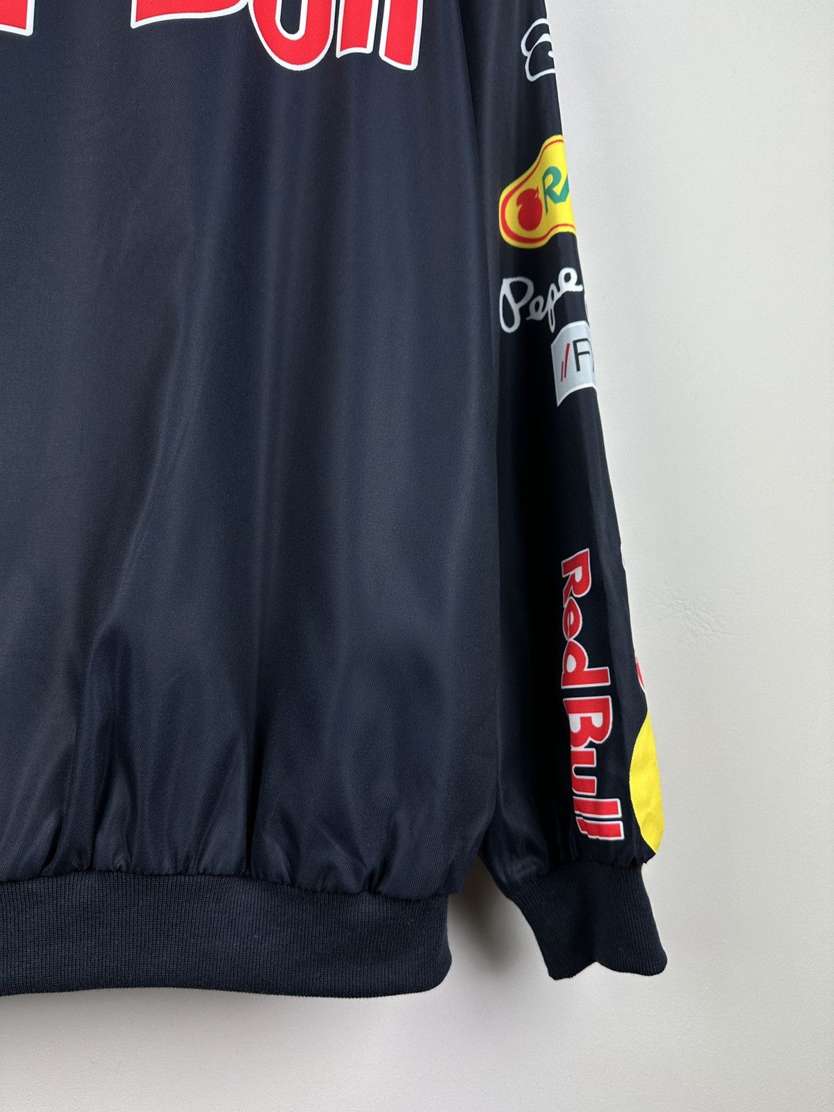 Formula 1 × Red Bull Vintage Red Bull Infinity F1 Racing Light Jacket Size US M / EU 48-50 / 2 - 19 Thumbnail