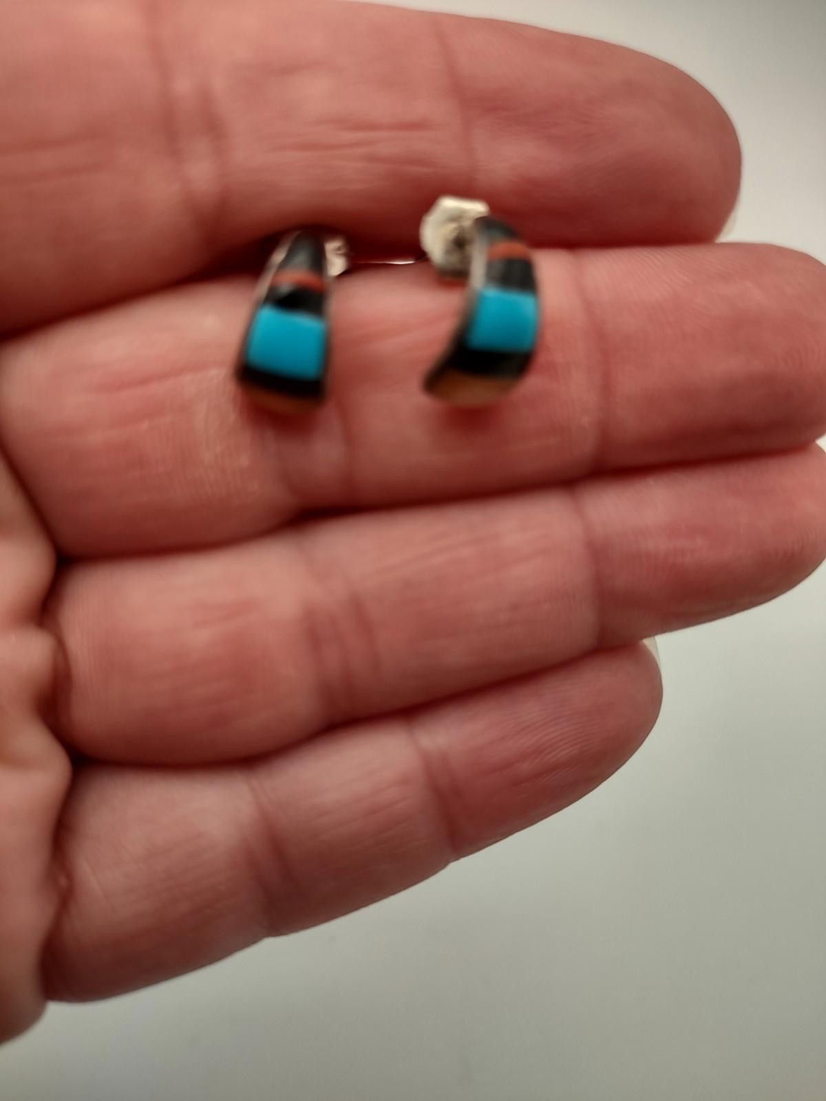 The Unbranded Brand 1.4g Vtg Sterling Silver Multi Stone Southwestern J-Hoops Size ONE SIZE - 2 Thumbnail