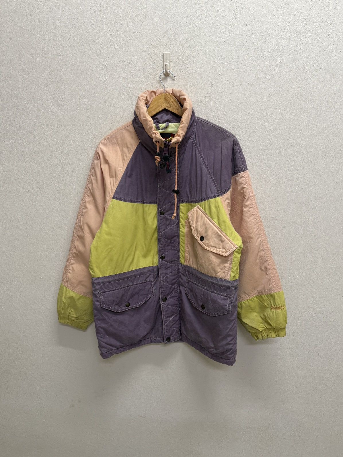 Vintage Vintage Nordica Riri Ziper Multicolour Ski Wear Jacket Size US XL / EU 56 / 4 - 19 Thumbnail