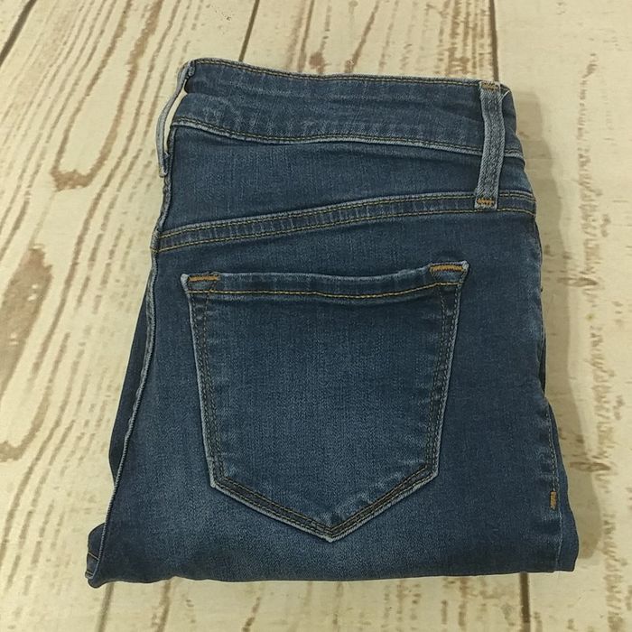 Old navy distressed rockstar - Gem