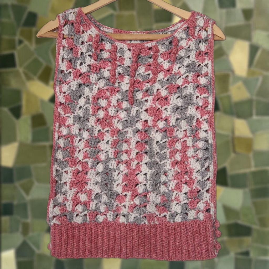 Vintage VINTAGE 70s pink cream grey crochet knit sweater vest S Wool Womens/Unisex (Regular) 1970s Casual Arts & Crafts Size S / US 4 / IT 40 - 1 Thumbnail