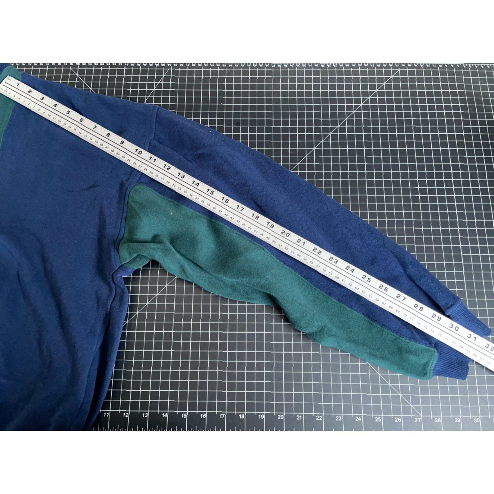 Vintage VINTAGE TownCraft Sweater Henley Shirt XL Tall Men Blue Green Striped 90s Retro Casual Fleece Knit Size US XL / EU 56 / 4 - 7 Thumbnail
