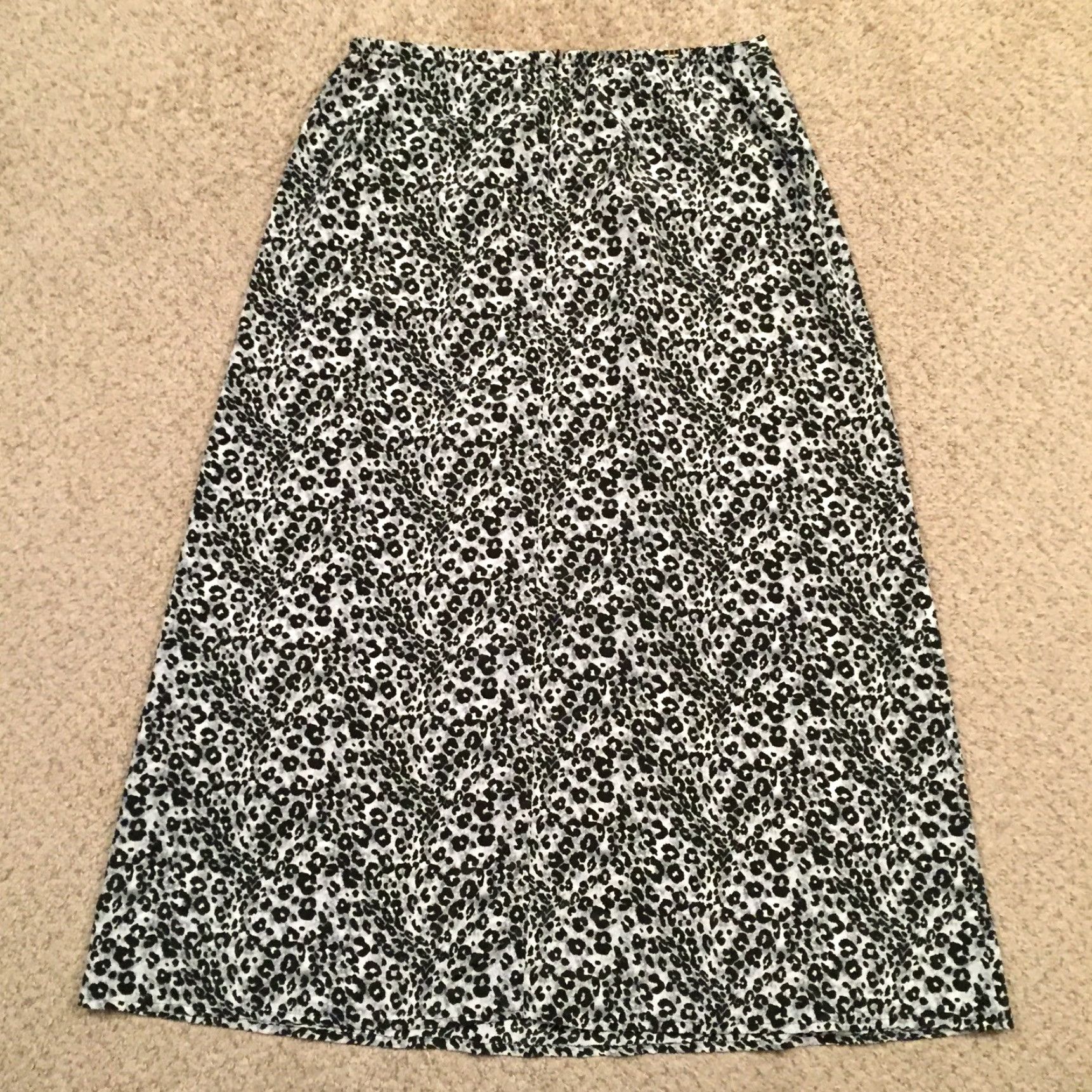Vintage Leslie Fay Skirt Maxi Long Gray Animal Print 14 Women's Elastic Waist Unlined Polyester Modern Size 36" / US 14 / IT 50 - 6 Thumbnail
