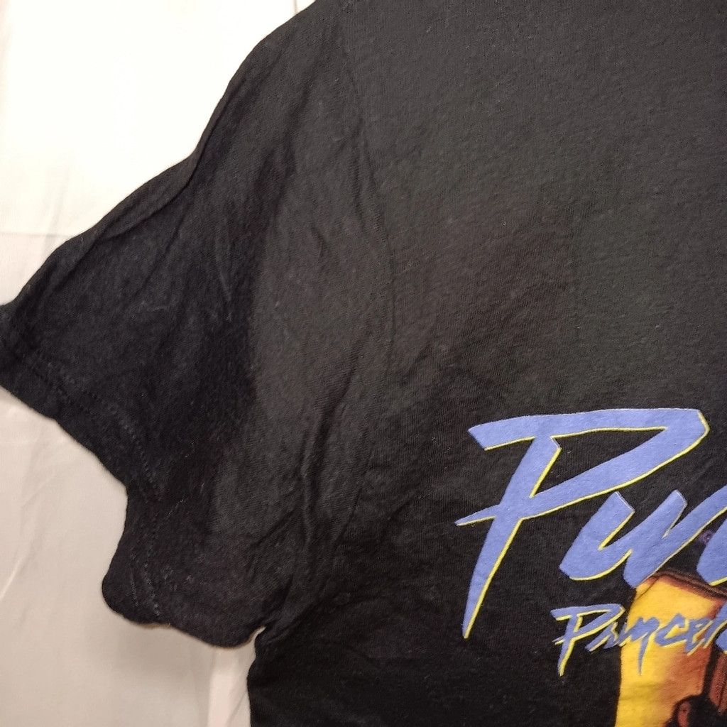 Fruit Of The Loom Purple Rain, rock band T-shirt, men's medium, nwot Size US M / EU 48-50 / 2 - 8 Thumbnail