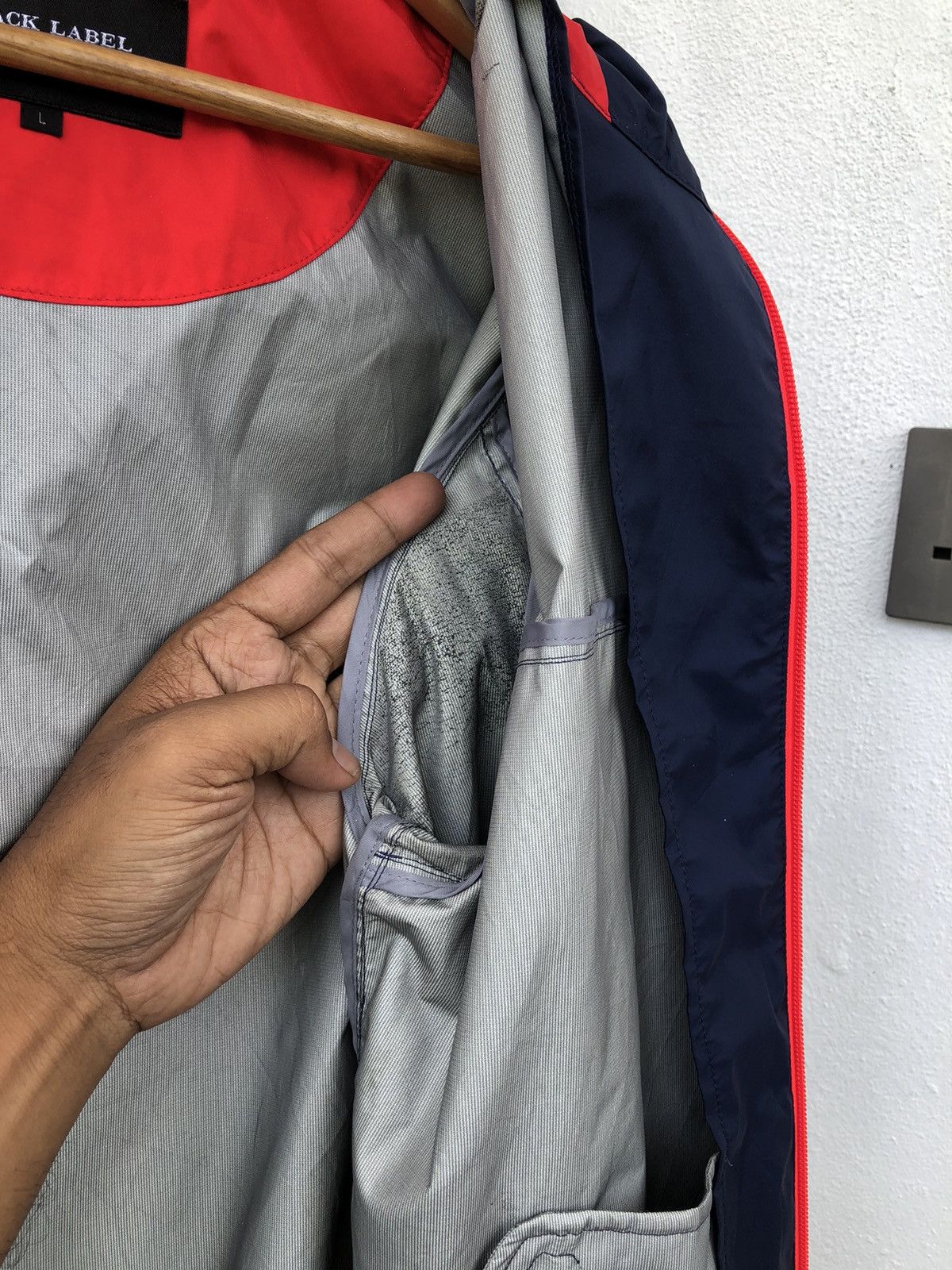 Burberry Burberry Black Label Waterproof Light Jacket With Hoodie Size US M / EU 48-50 / 2 - 18 Thumbnail