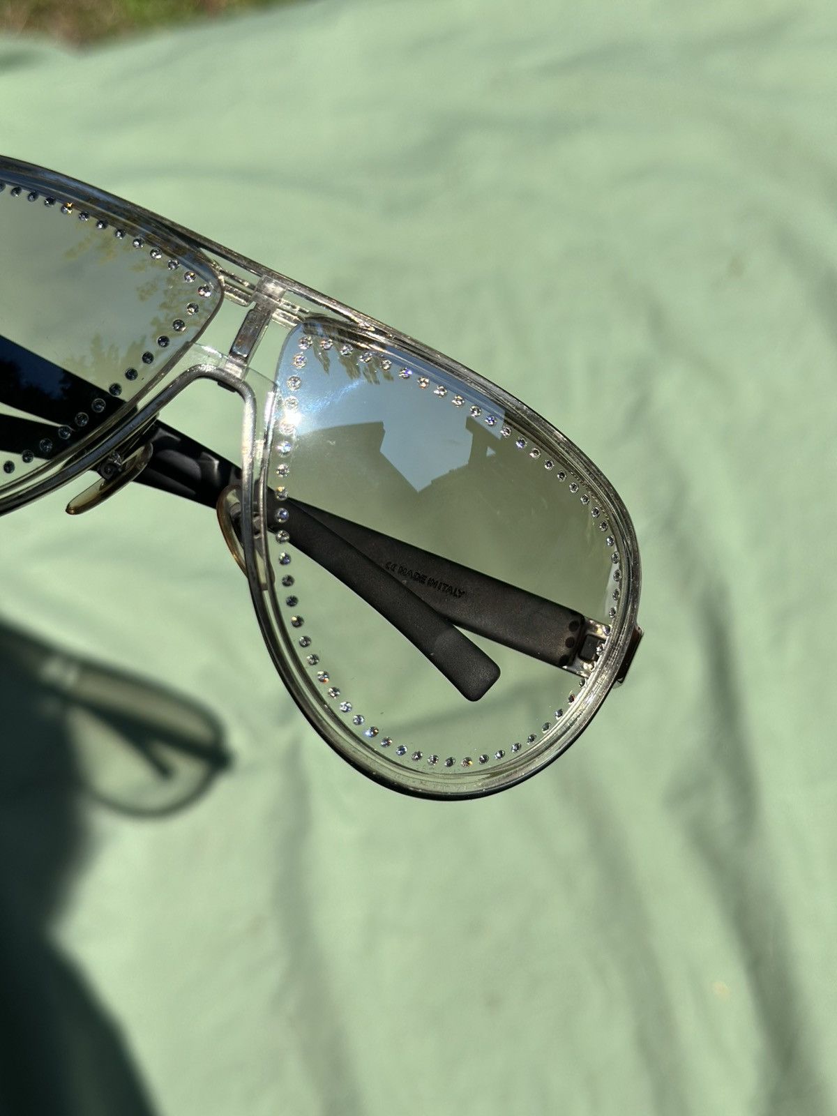 Gucci Vintage Gucci Swarovski crystal sunglasses 2007 Size ONE SIZE - 4 Thumbnail