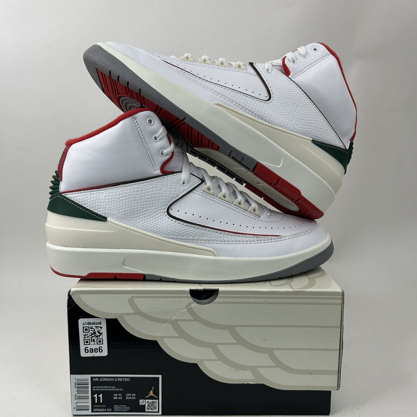 Nike Nike Air Jordan 2 Retro “Origins/White Fire Red” 2024 Size US 11 / EU 44 - 1 Thumbnail