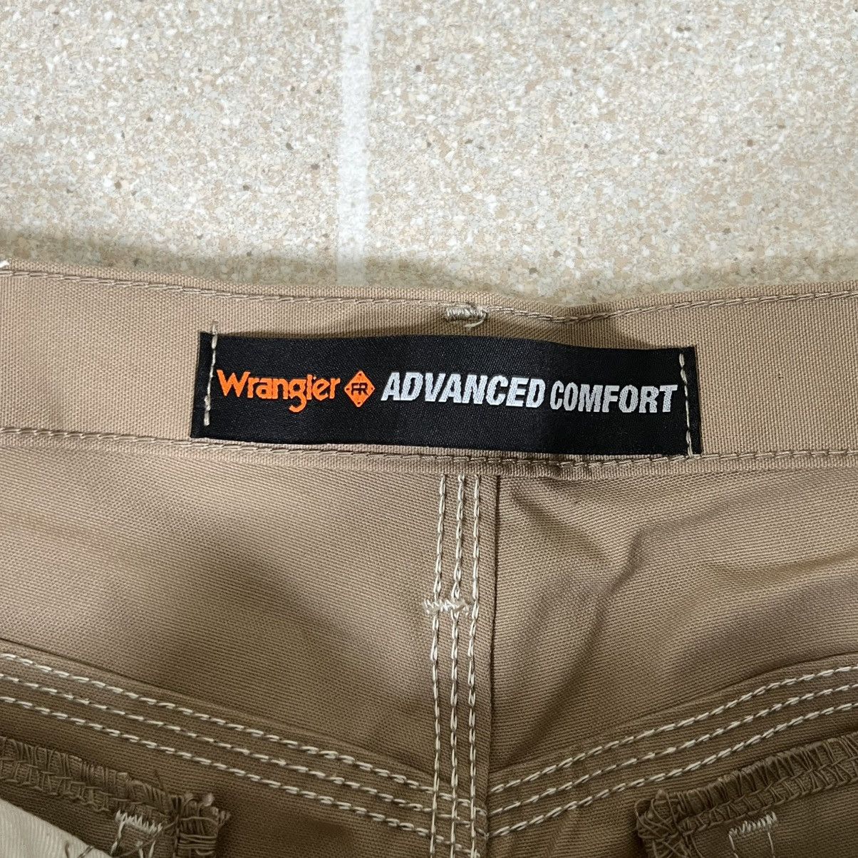 Wrangler Wrangler FR Men's Flame Resistant Regular Khaki Jeans 34x32 Size US 34 / EU 50 - 5 Thumbnail