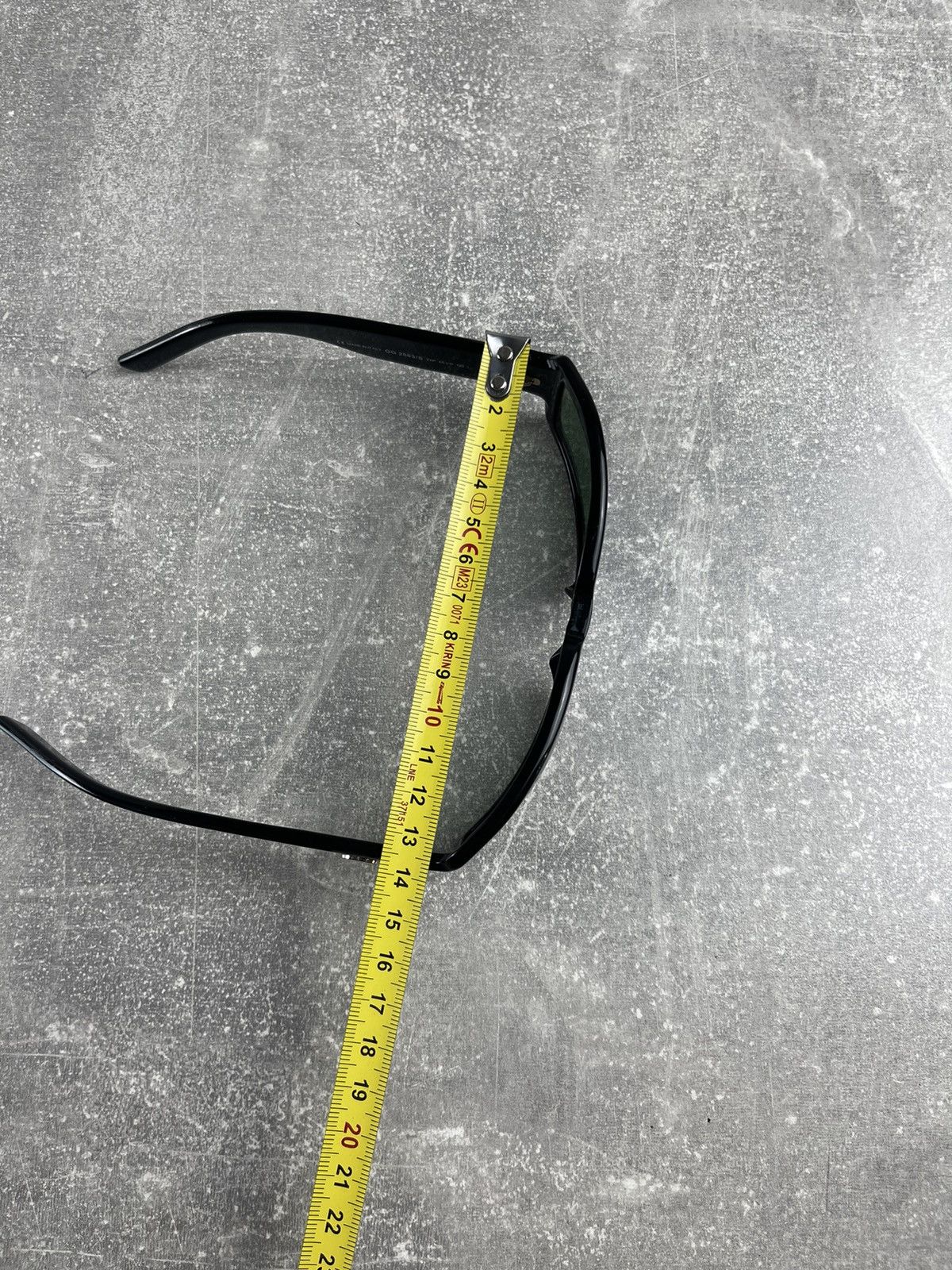 Gucci Gucci GG Black Rectangular Sunglasses Green Lens Italy Size ONE SIZE - 8 Thumbnail