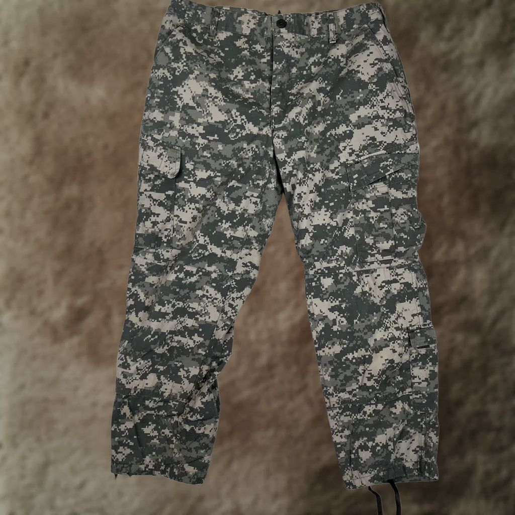 Industrie Tullahoma Industries Cargo Pants Mens Large Short 34x28 Army Digital Camo Pants Size US 33 - 1 Thumbnail