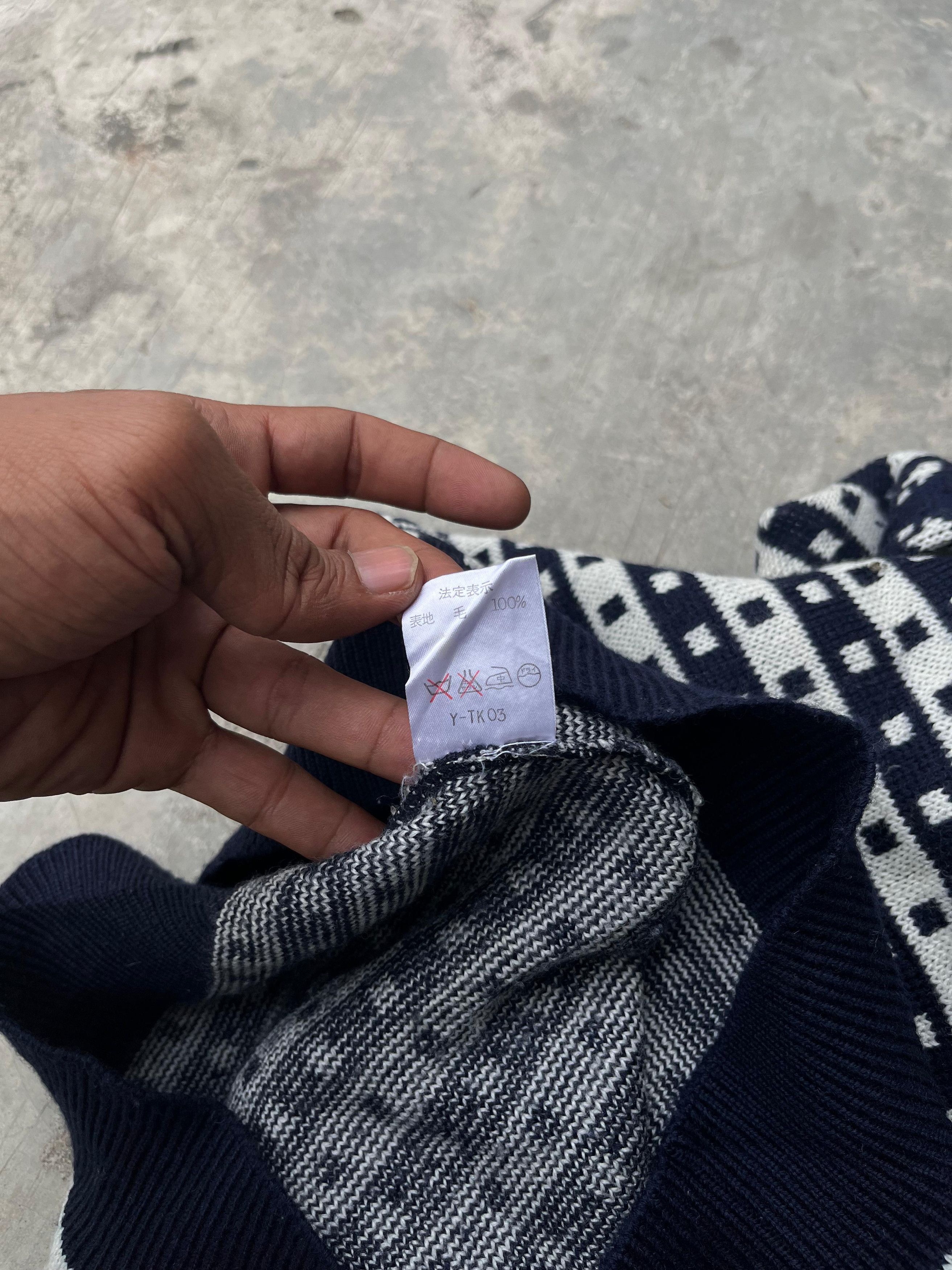 Christian Dior Monsieur × Vintage Vintage Christian Dior Sports Vneck Cardigan Size M / US 6-8 / IT 42-44 - 6 Thumbnail