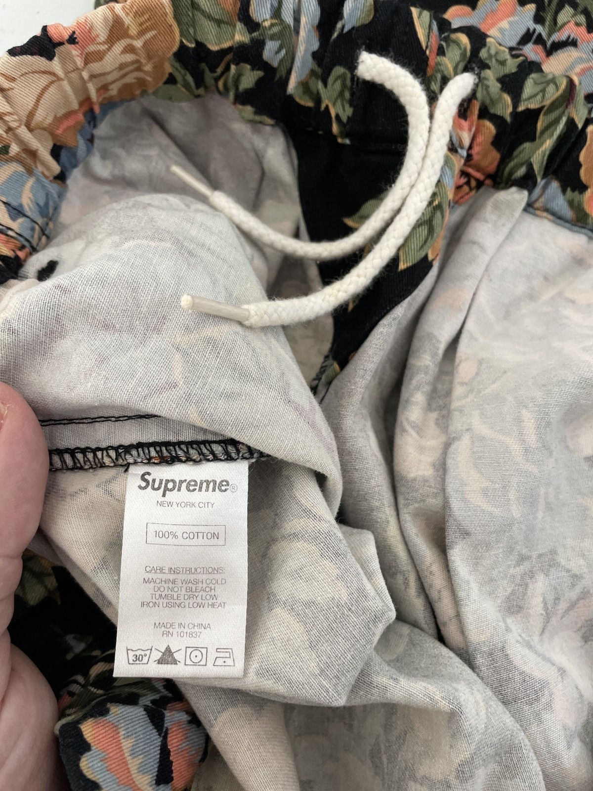 Supreme Supreme Floral Pants Size US 34 / EU 50 - 5 Thumbnail