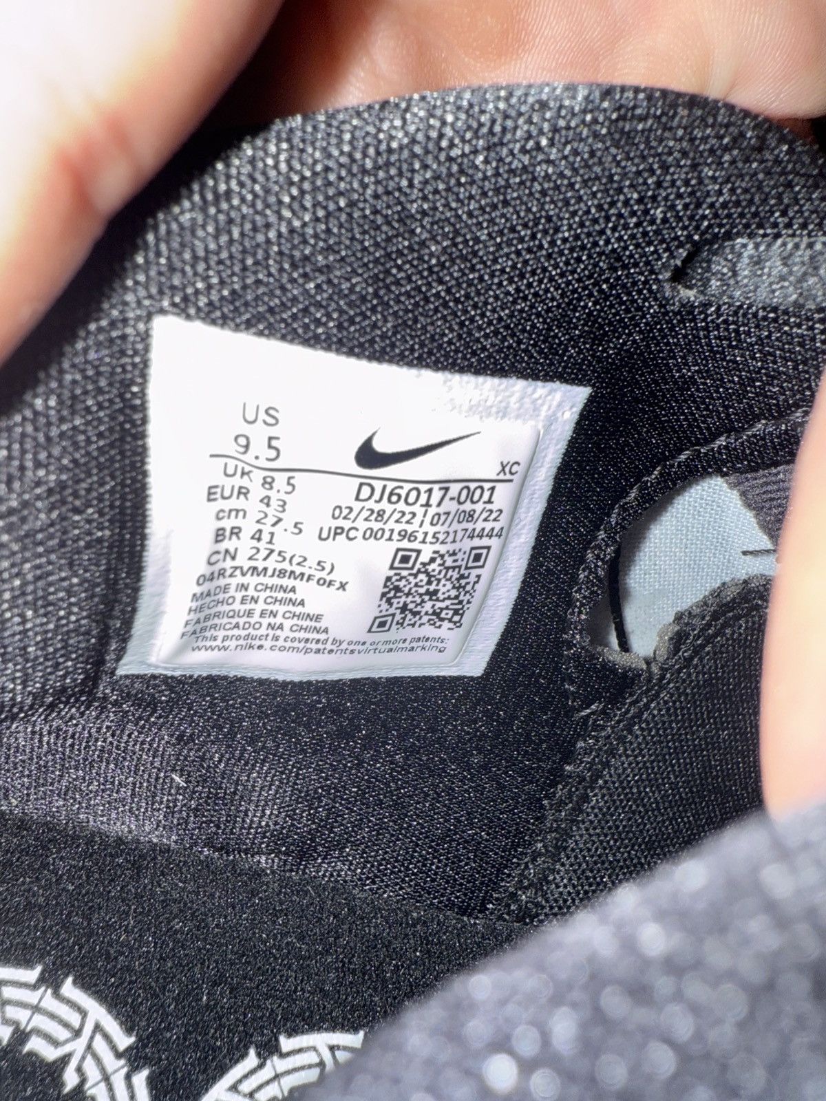 Nike Kyrie 9 sz 9.5 ds Size US 9.5 / EU 42-43 - 5 Thumbnail