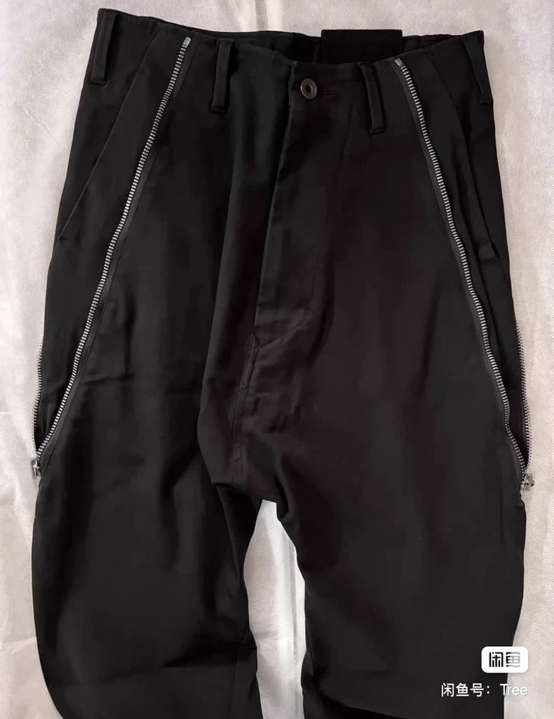 Julius Julius size:1 Black side zipper curved knife long pants ca Size US 27 - 4 Thumbnail