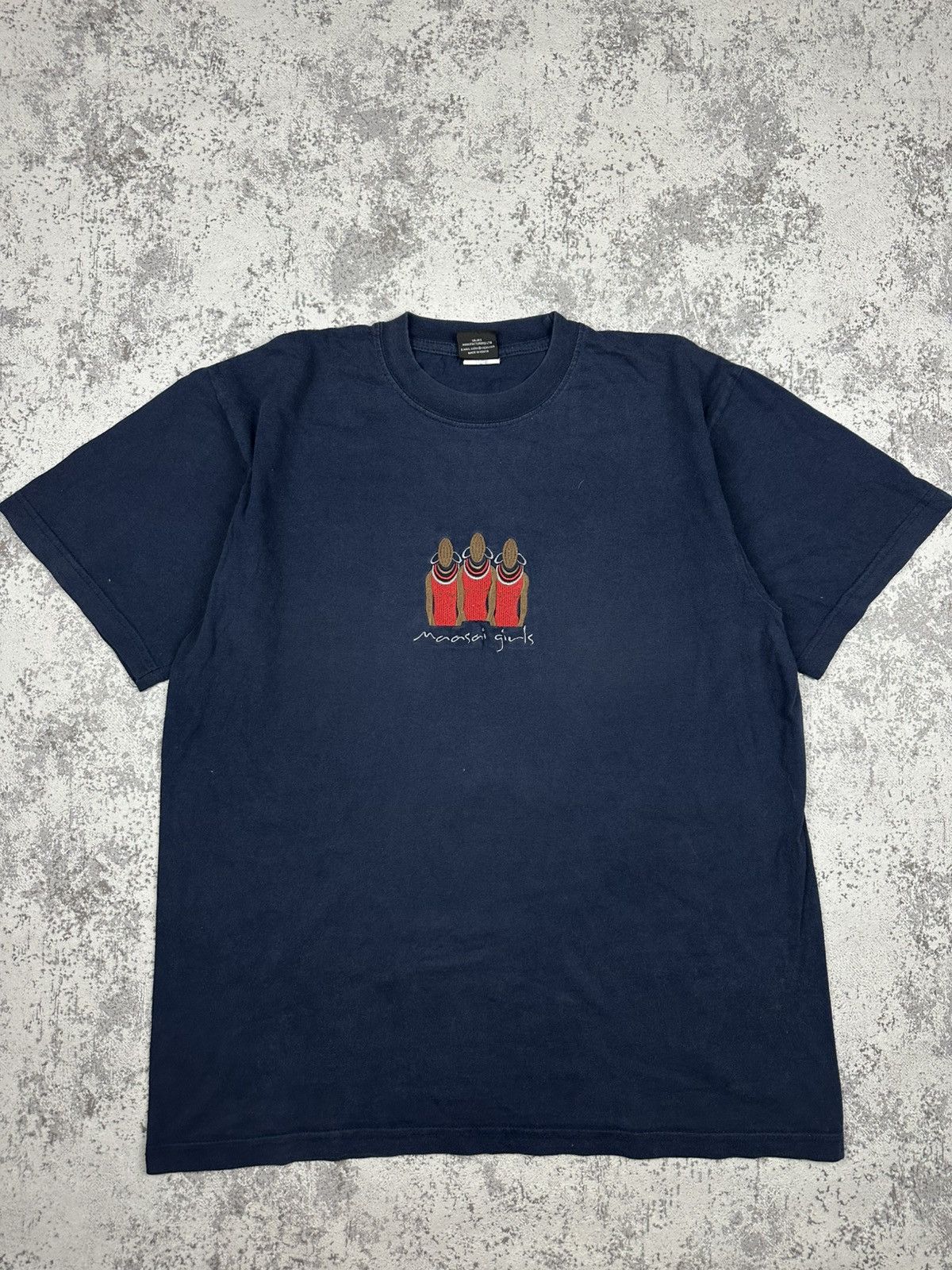 Vintage Vintage Maasai Girls Embroidered Tee Size US L / EU 52-54 / 3 - 2 Thumbnail