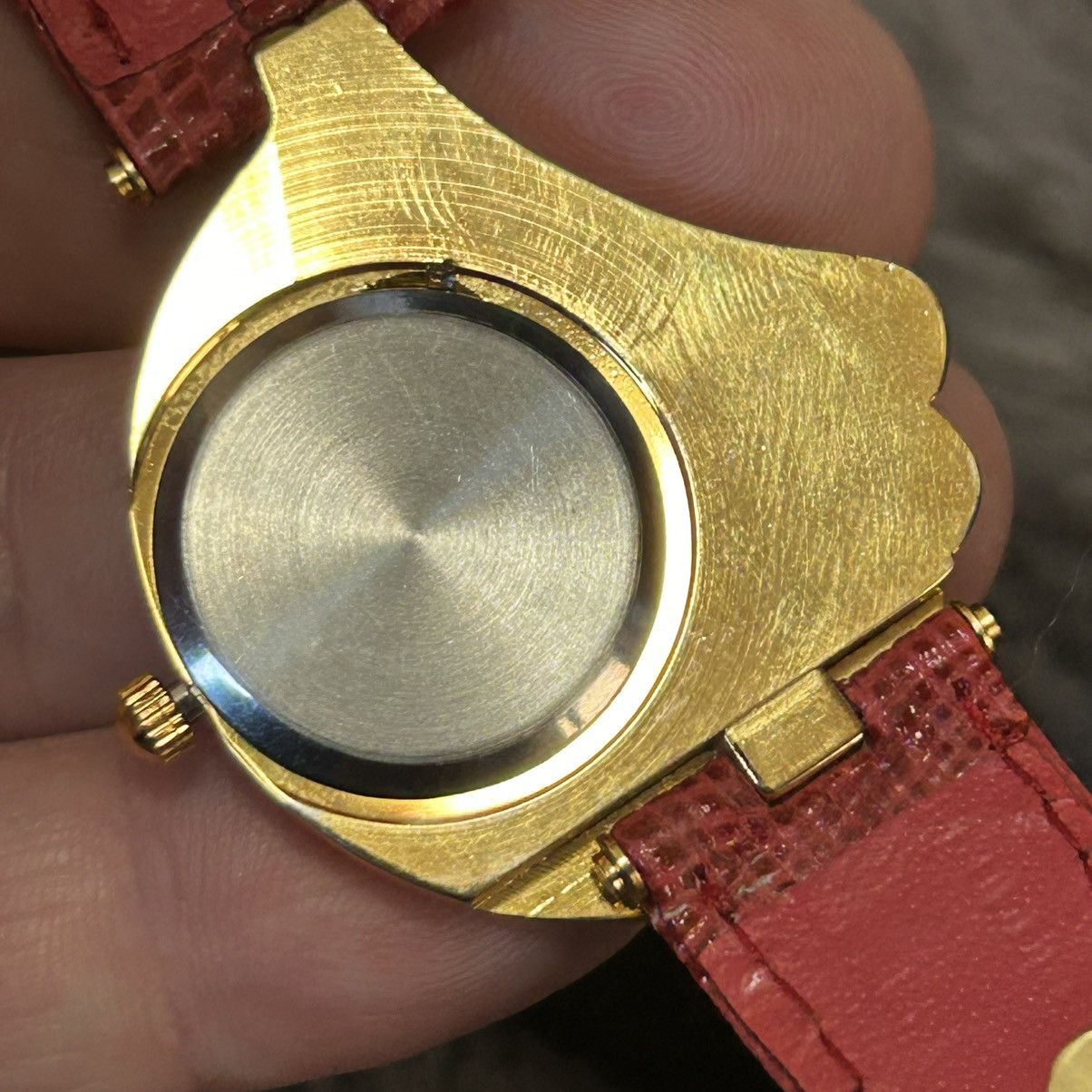 Vintage Rare Vintage 80s Emspritt red croc genuine leather watch Size ONE SIZE - 5 Thumbnail