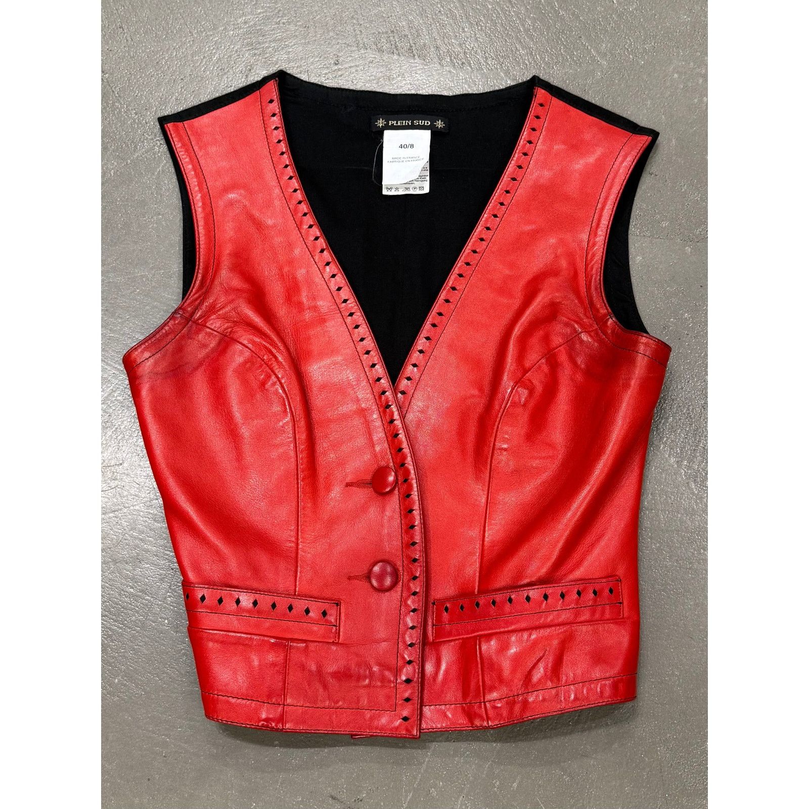 plein sud 2000s Plein Sud red leather vest Size US L / EU 52-54 / 3 - 1 Thumbnail