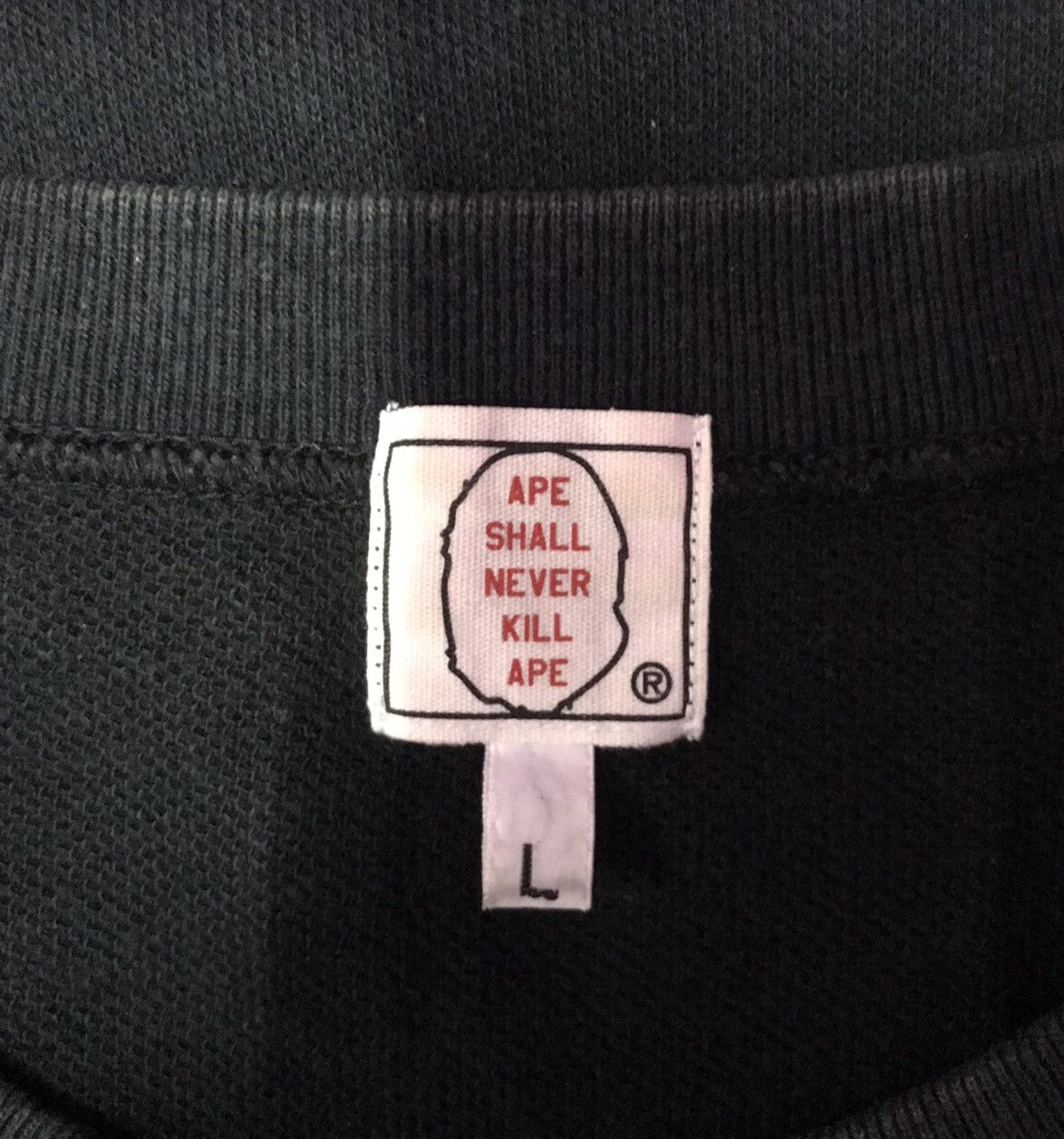 Bape Bape Exclusive Crewneck Size US L / EU 52-54 / 3 - 4 Thumbnail
