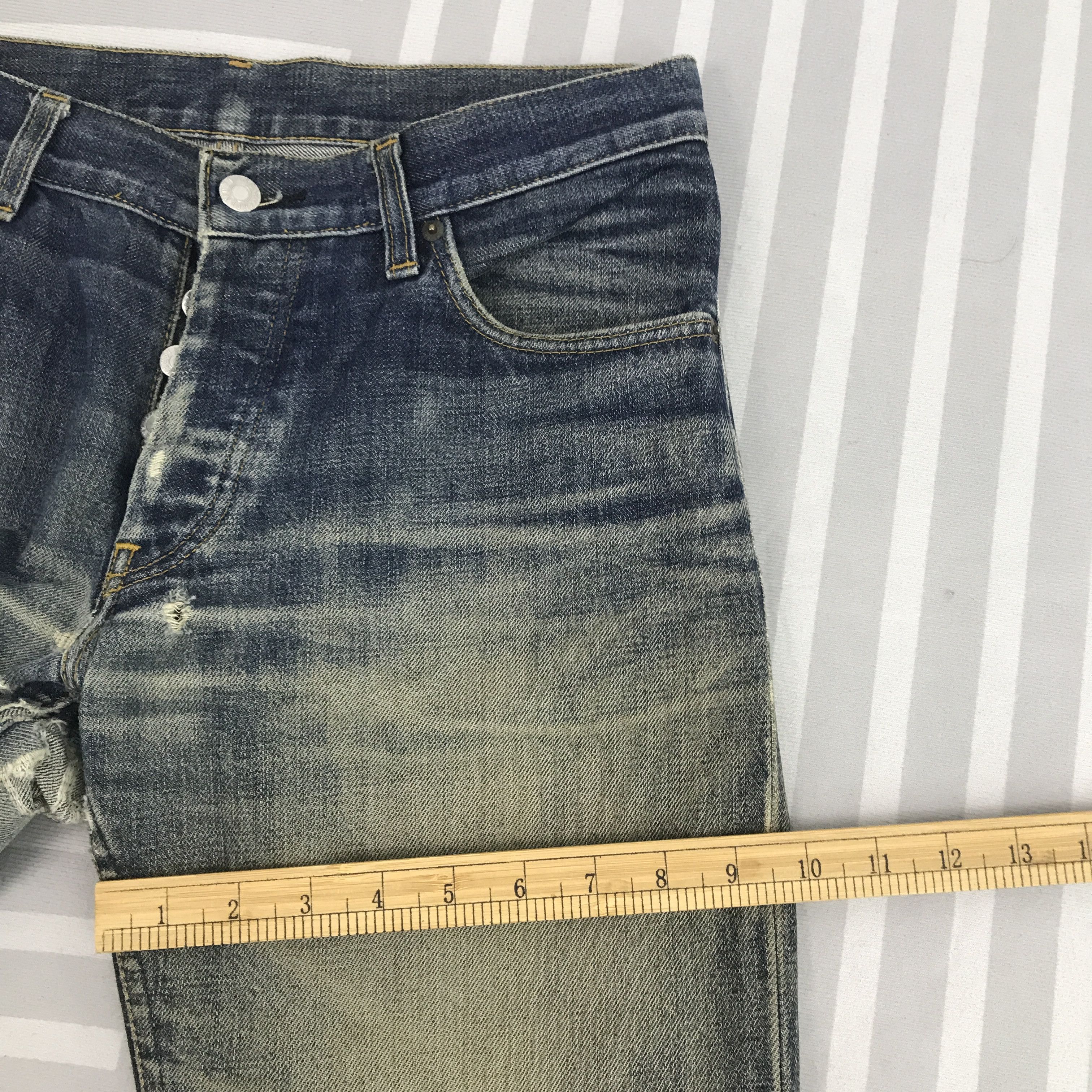 Helmut Lang Vtg 1996 Helmut Lang Ripped Distressed Jeans Denim Size US 30 / EU 46 - 9 Thumbnail