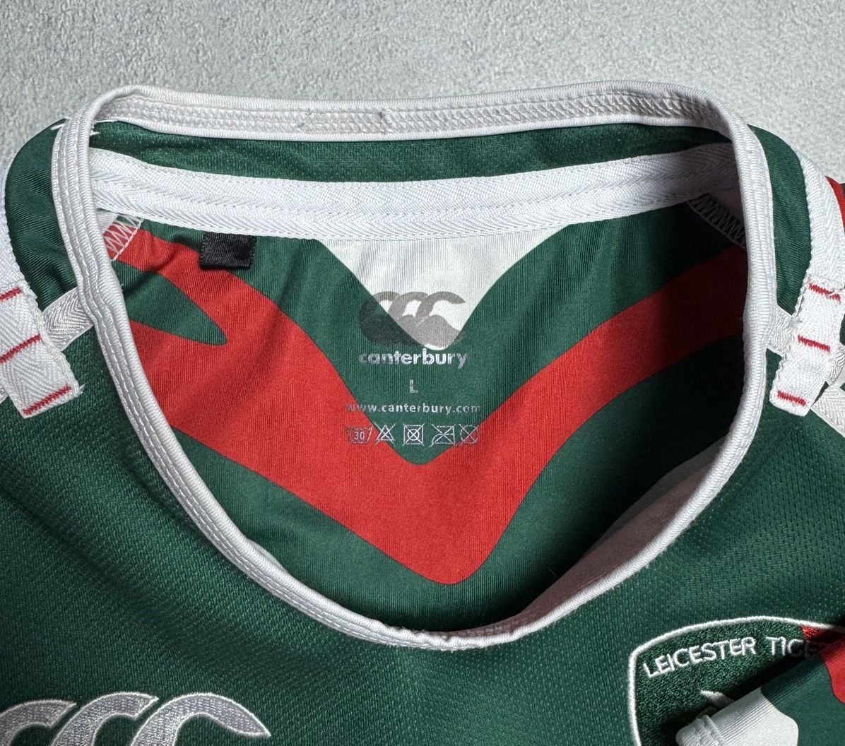 Canterbury of New Zealand Leicester Tigers 2012 2013 Rugby Shirt Jersey Canterbury Size US L / EU 52-54 / 3 - 10 Thumbnail