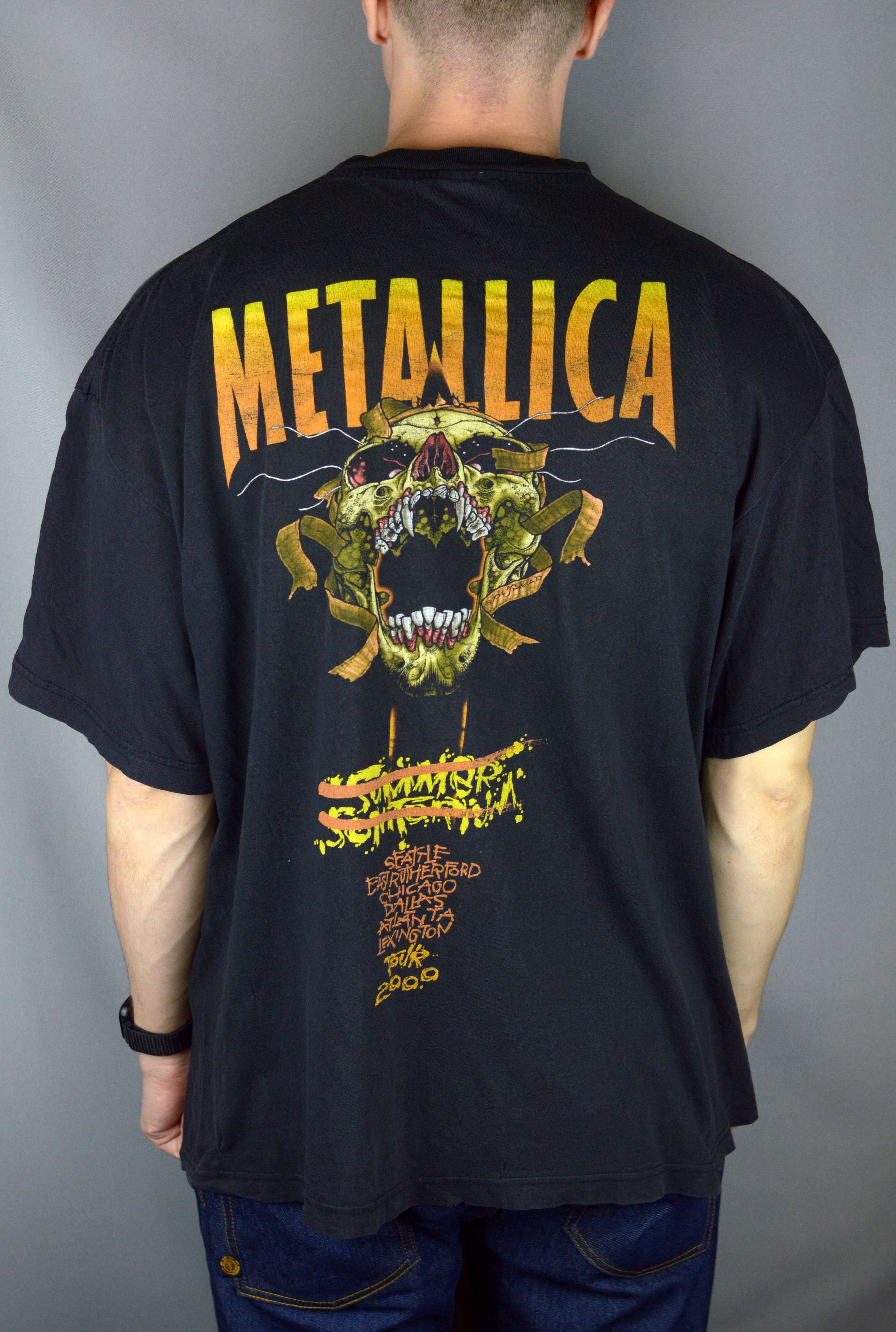 Metallica × Vintage Vintage Metallica Pushead USA Tour 2000 t shirt Size US XL / EU 56 / 4 - 2 Thumbnail