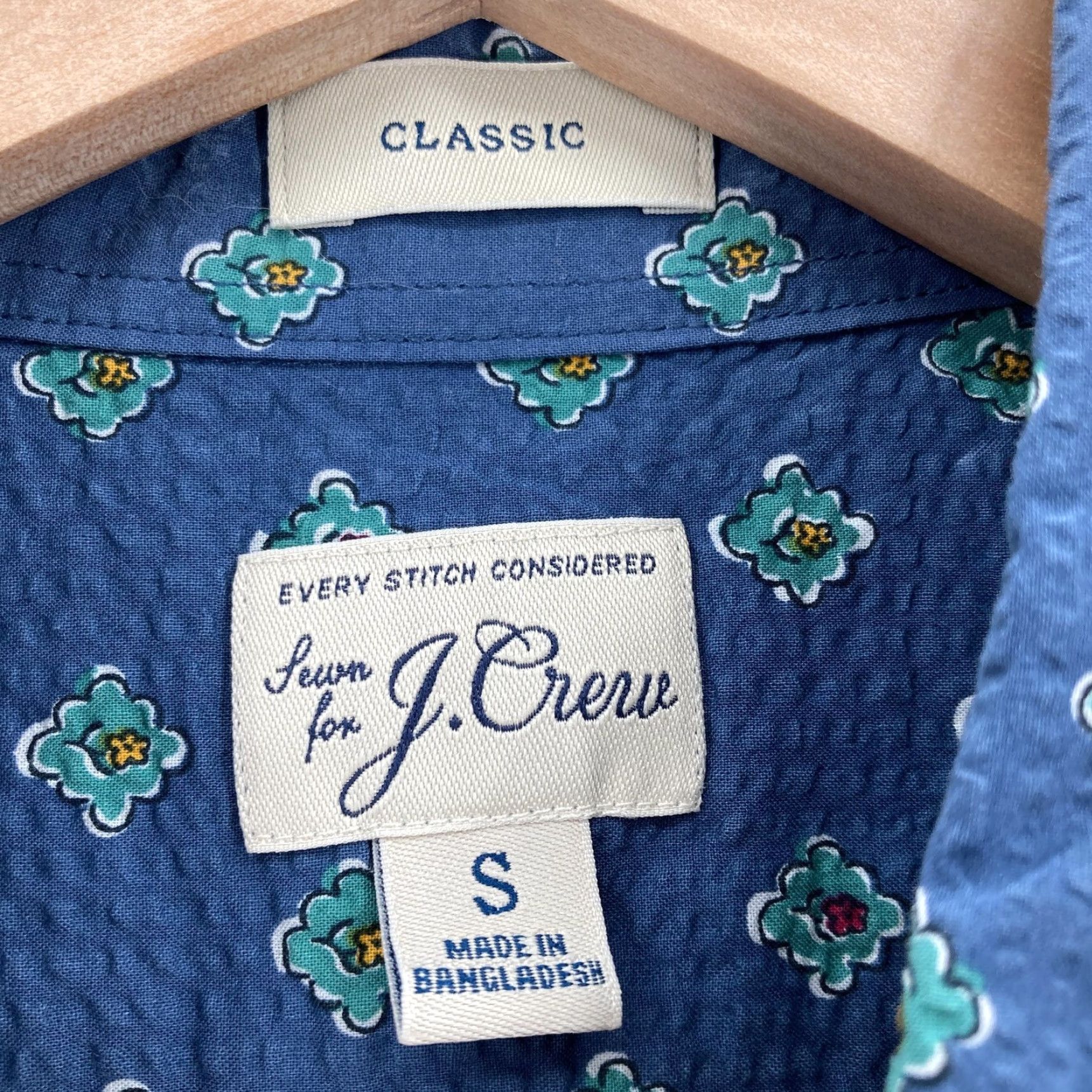 J.Crew J.Crew Shirt Mens Small Blue Classic Short Sleeve Floral Medallion Seersucker Shirt Size US S / EU 44-46 / 1 - 4 Thumbnail