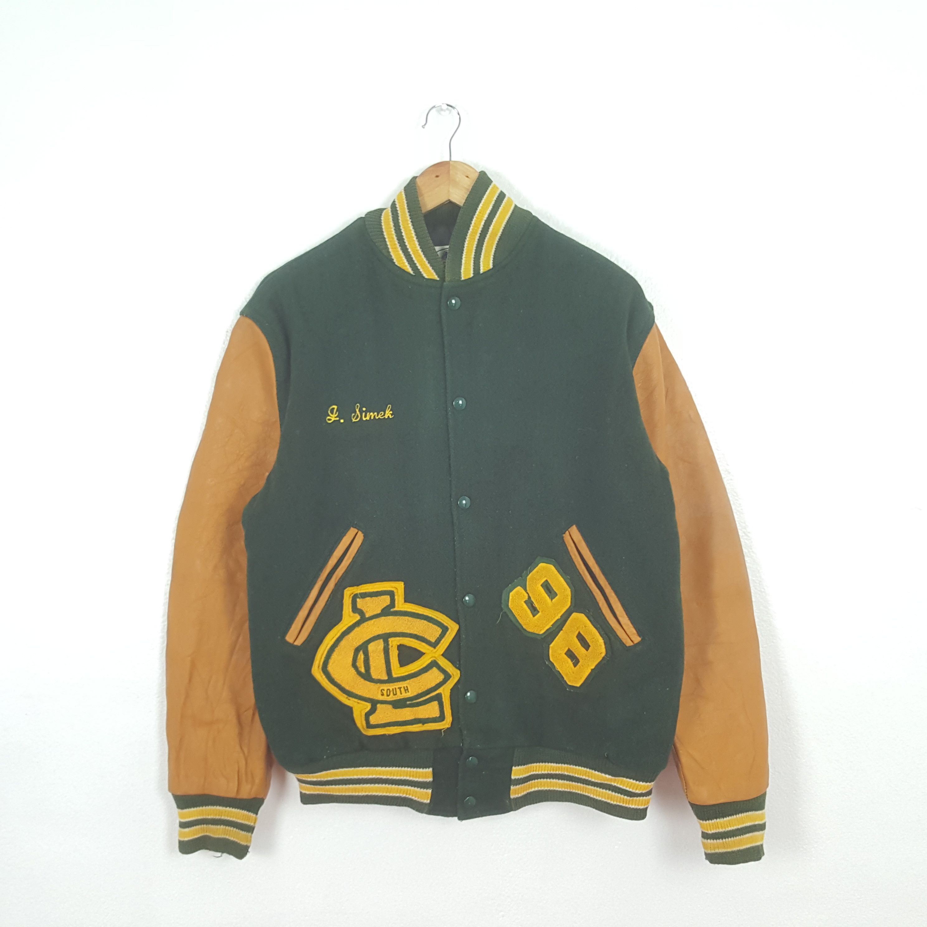 NEFF Vintage Crystal Lake South Football Varsity Jacket C304N7 Size US L / EU 52-54 / 3 - 3 Thumbnail