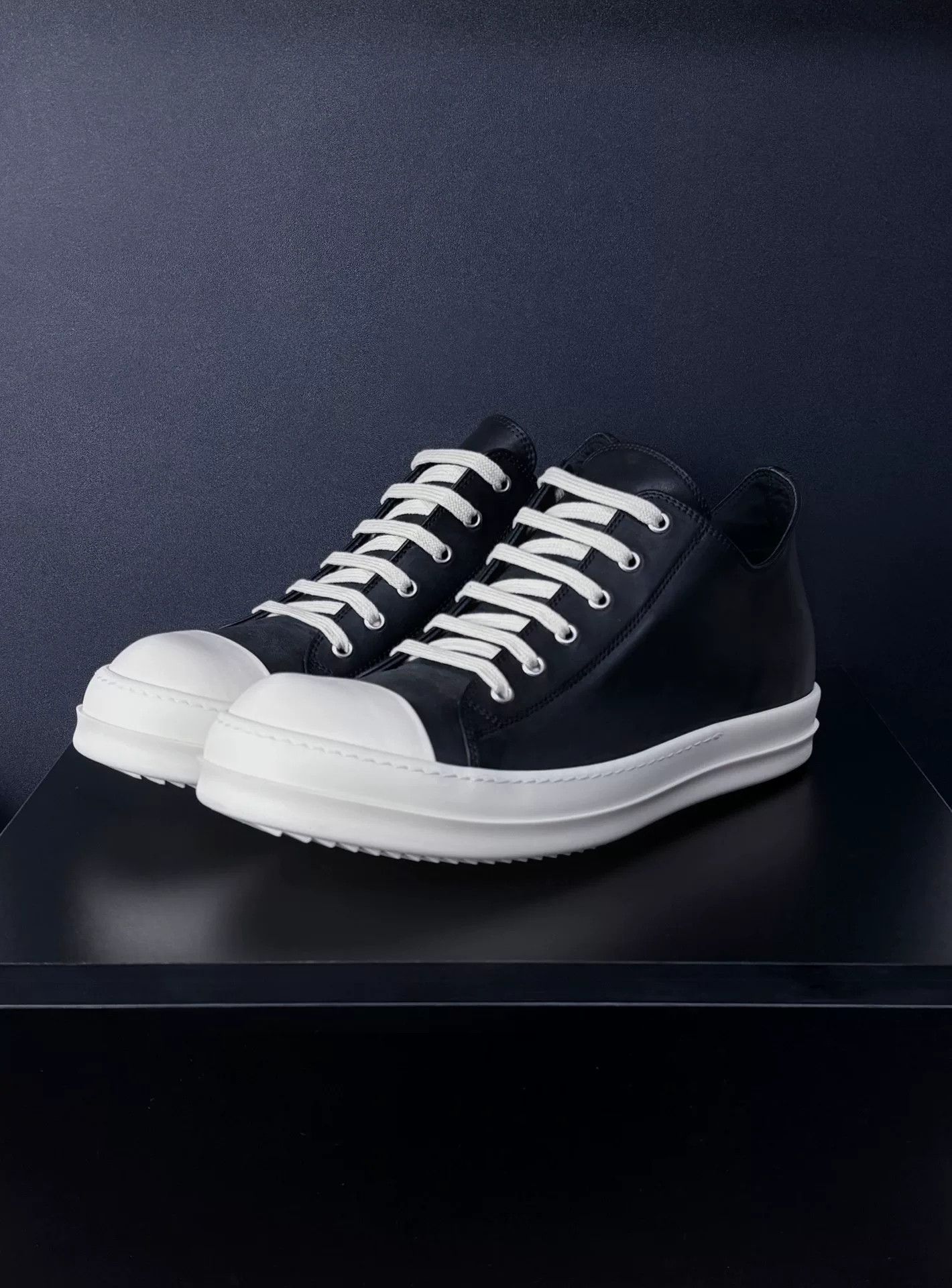 Rick Owens Rick Owens Lowtop Sneakers 11.5 Men Size US 11.5 / EU 44-45 - 1 Thumbnail