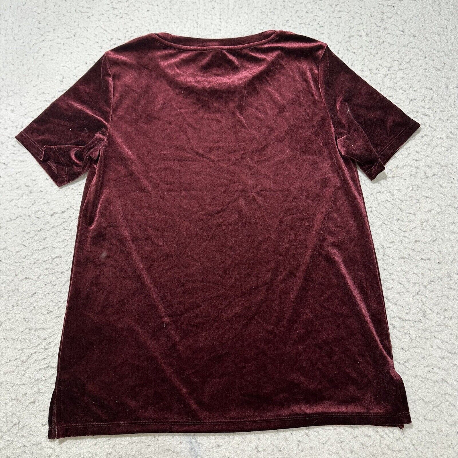 Old Navy Old Navy XS Burgundy Soft Velour Crewneck T Shirt Pullover Size XS / US 0-2 / IT 36-38 - 10 Thumbnail