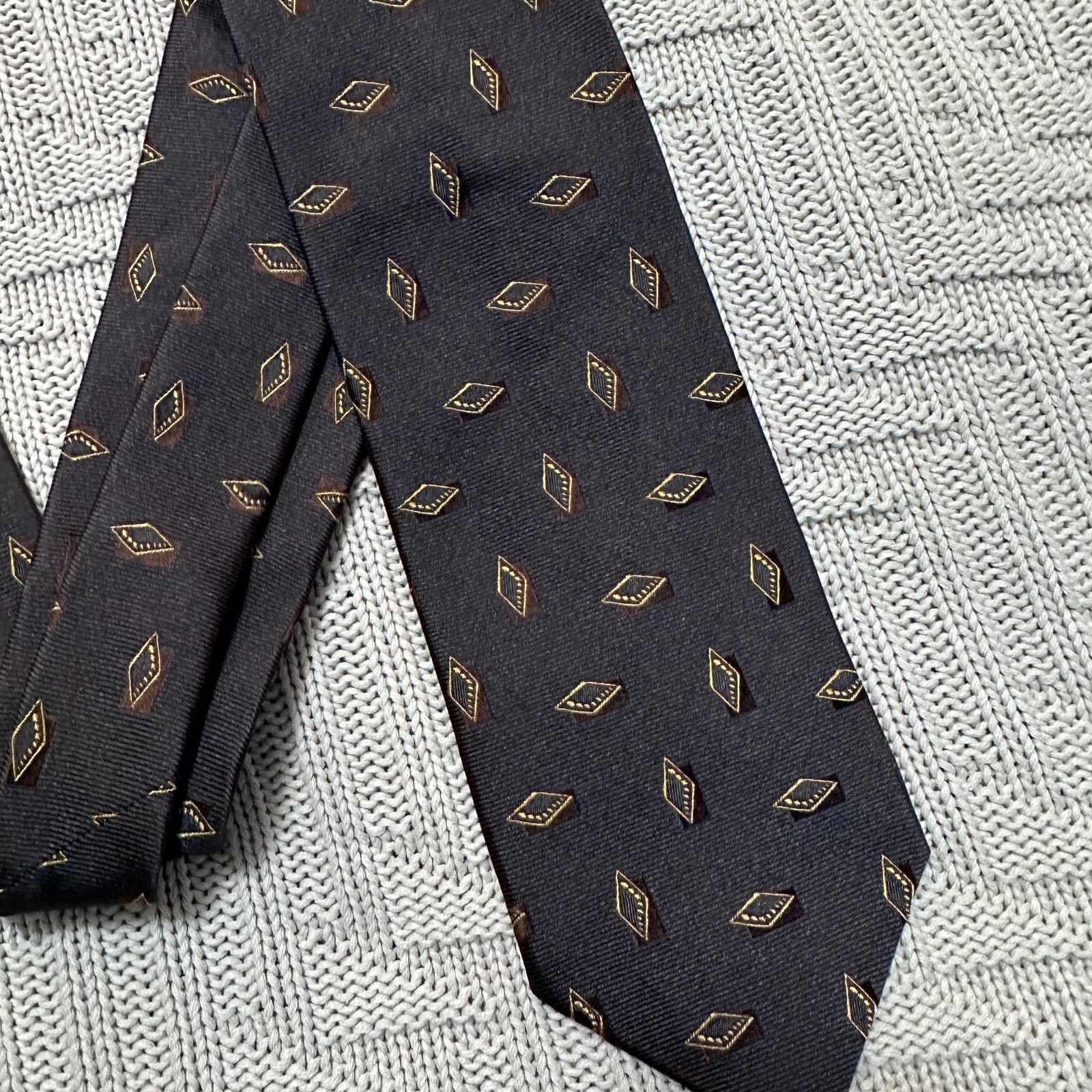 Hugo Boss Hugo Boss brown geometric diamond Italian silk tie Size ONE SIZE - 2 Thumbnail