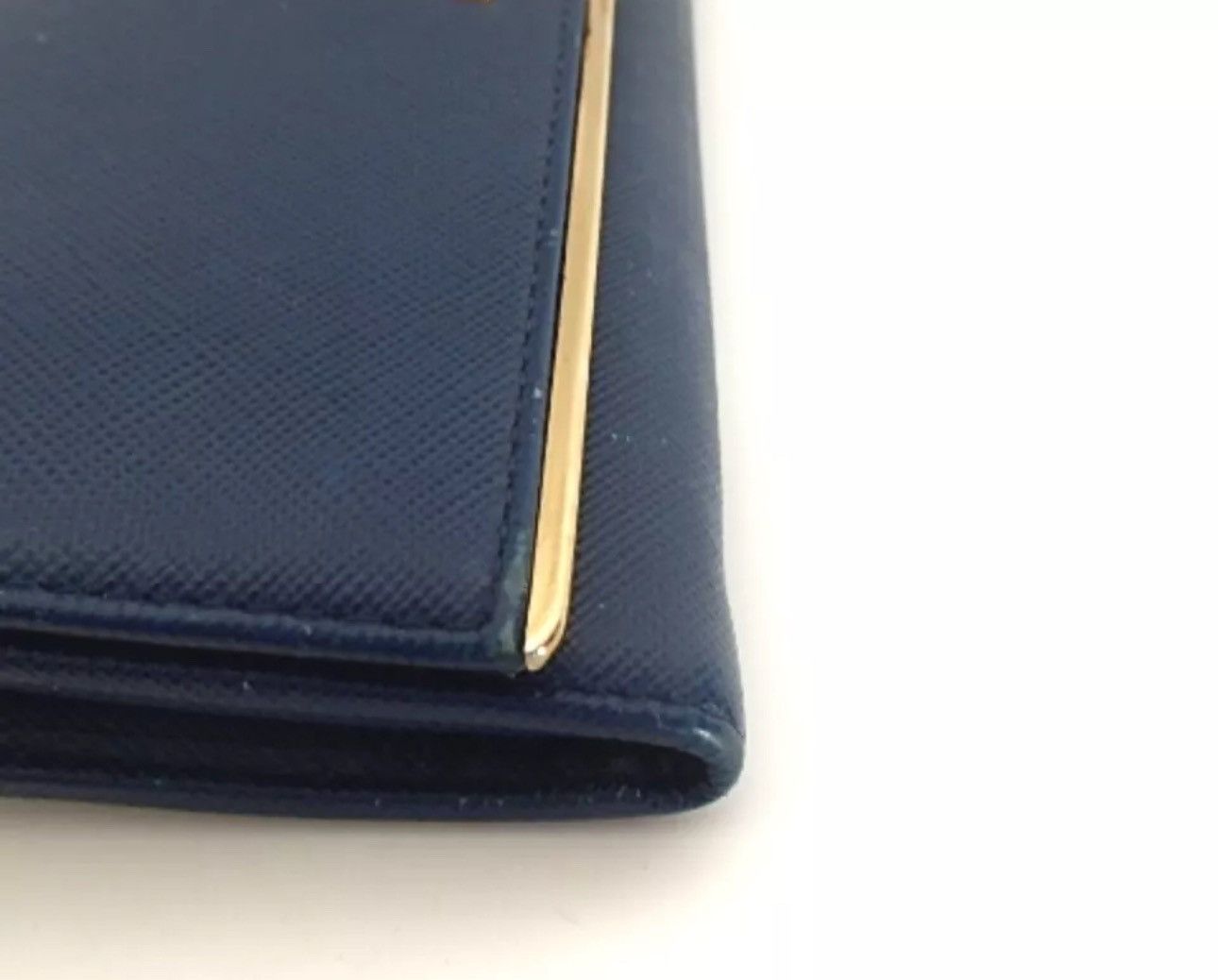 Prada Prada SAFIANO Leather in Blue Color In excellent condition Size ONE SIZE - 4 Thumbnail